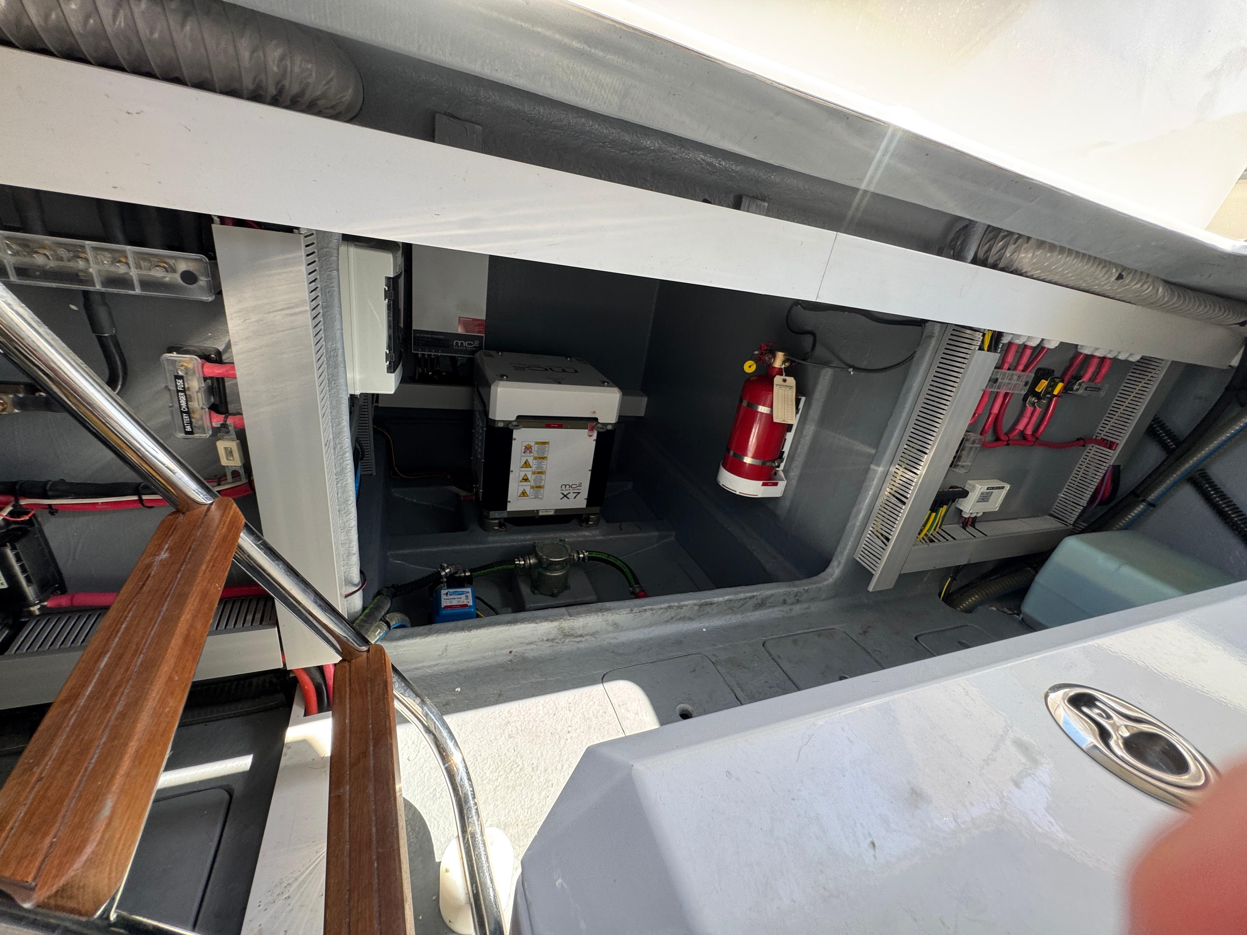 Gulf Craft-Oryx 379 2023 -FL-US-9709003 | Thumbnail