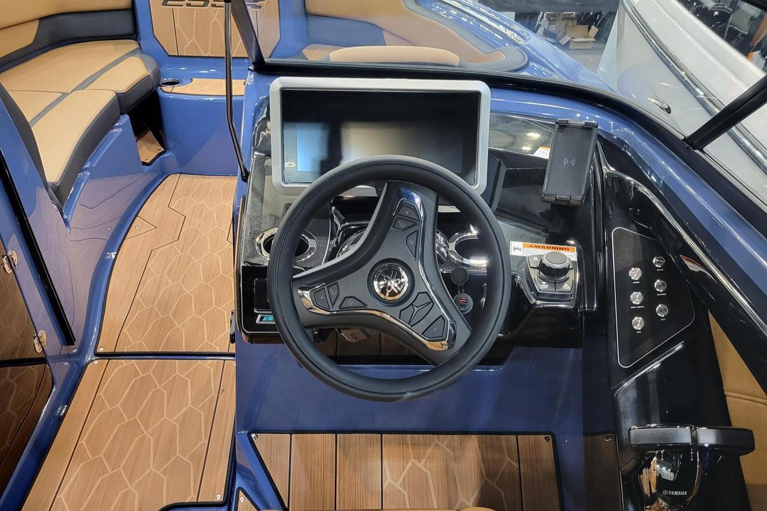 2024 Yamaha Boats 255XD Gallery