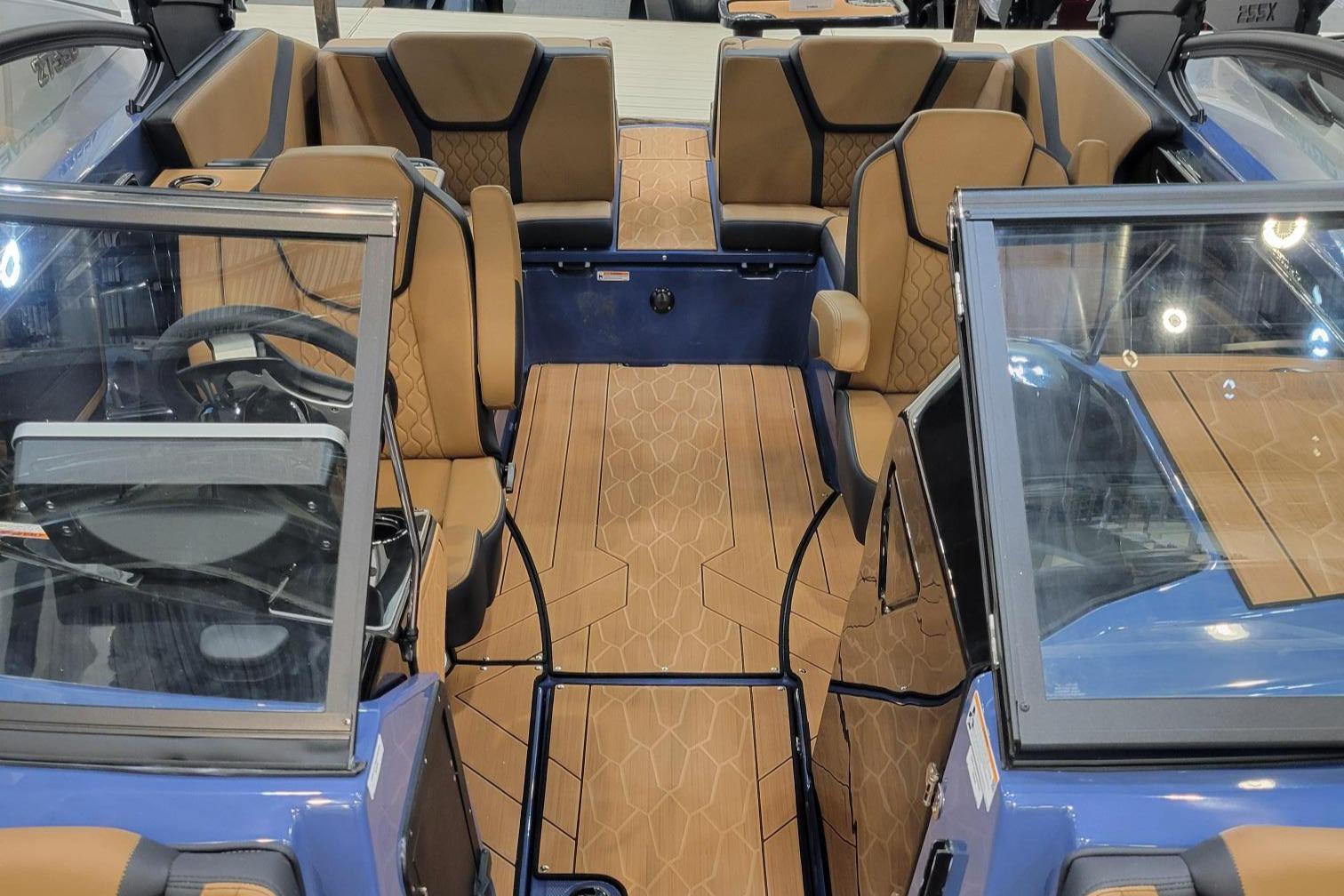 2024 Yamaha Boats 255XD Gallery
