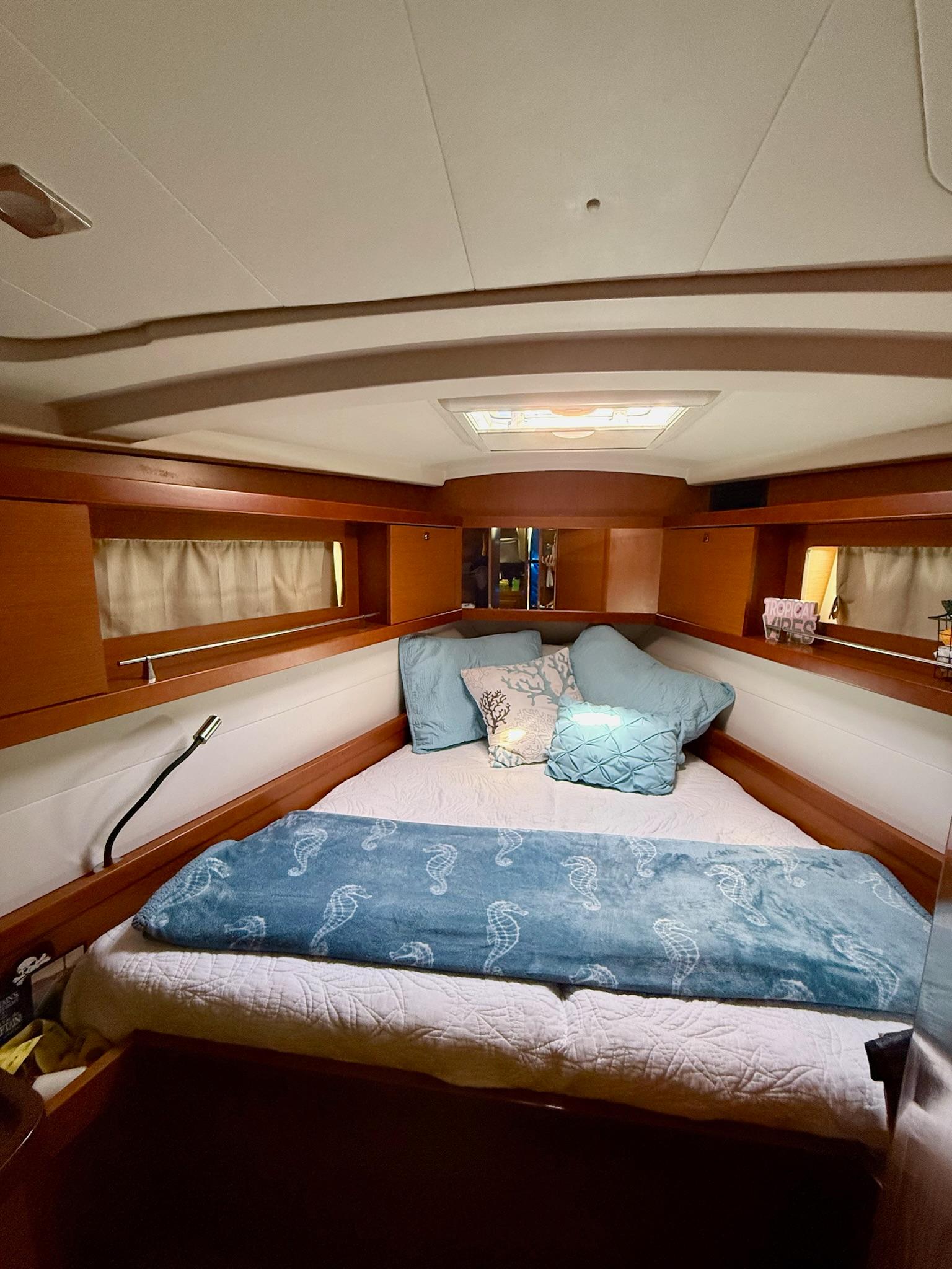 Yacht Photos Pics