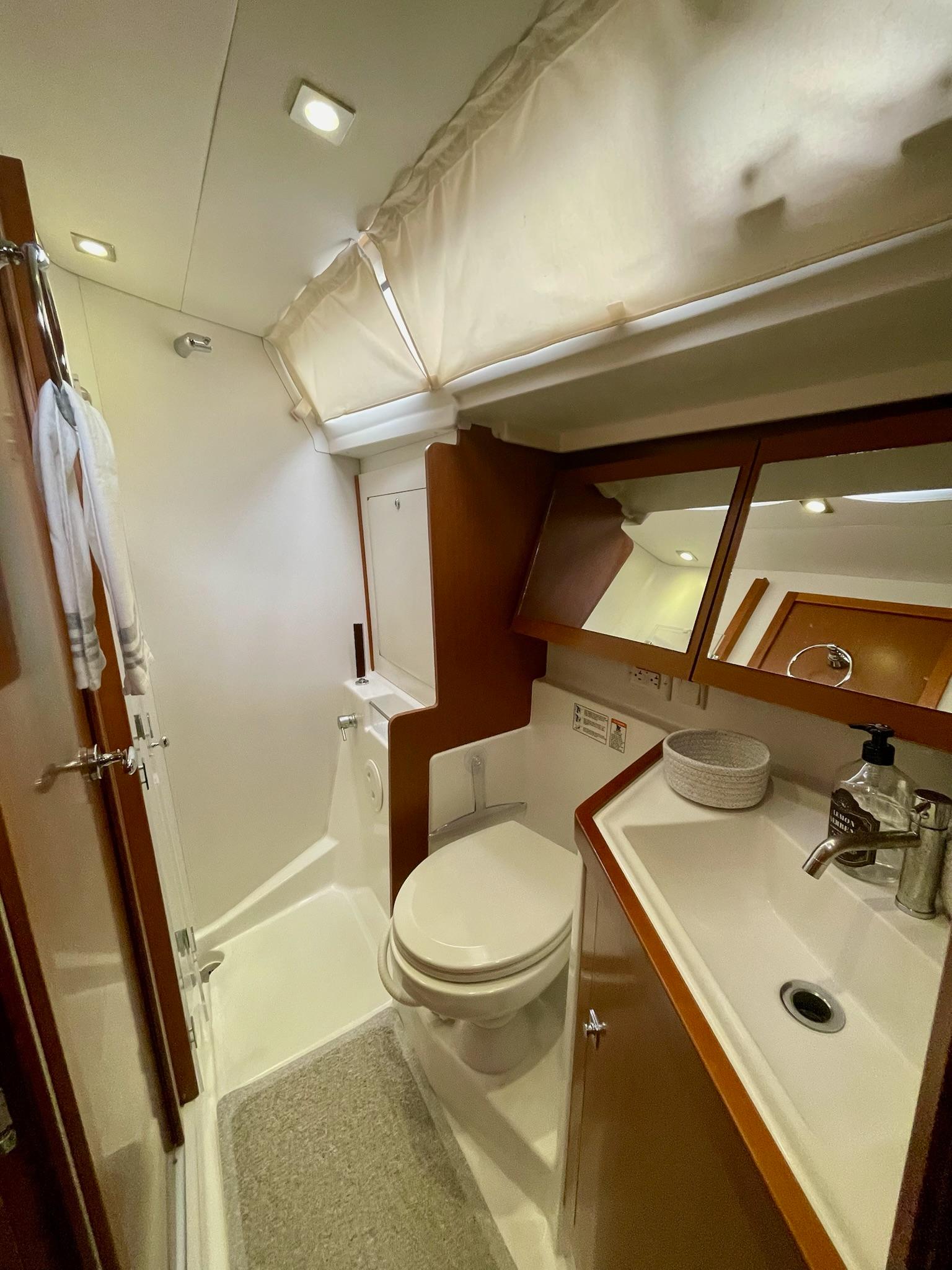 Yacht Photos Pics