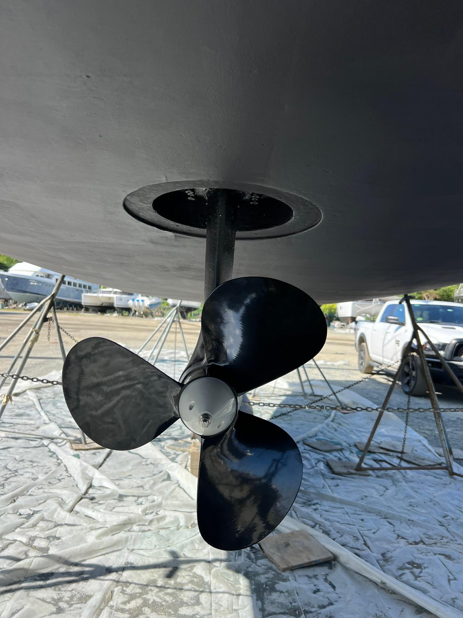 Yacht Photos Pics