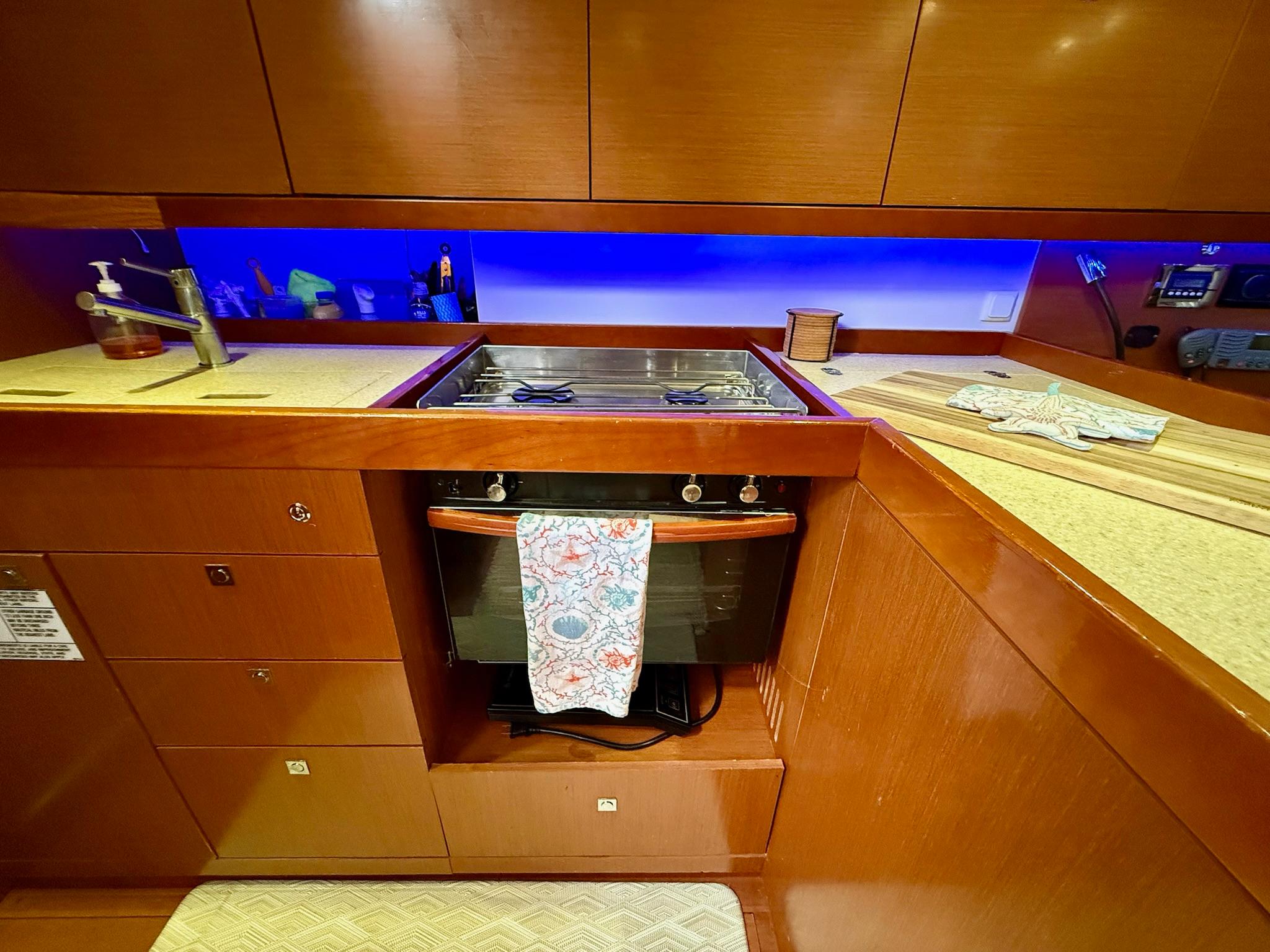 Yacht Photos Pics