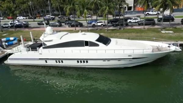 2005 Leopard 27m