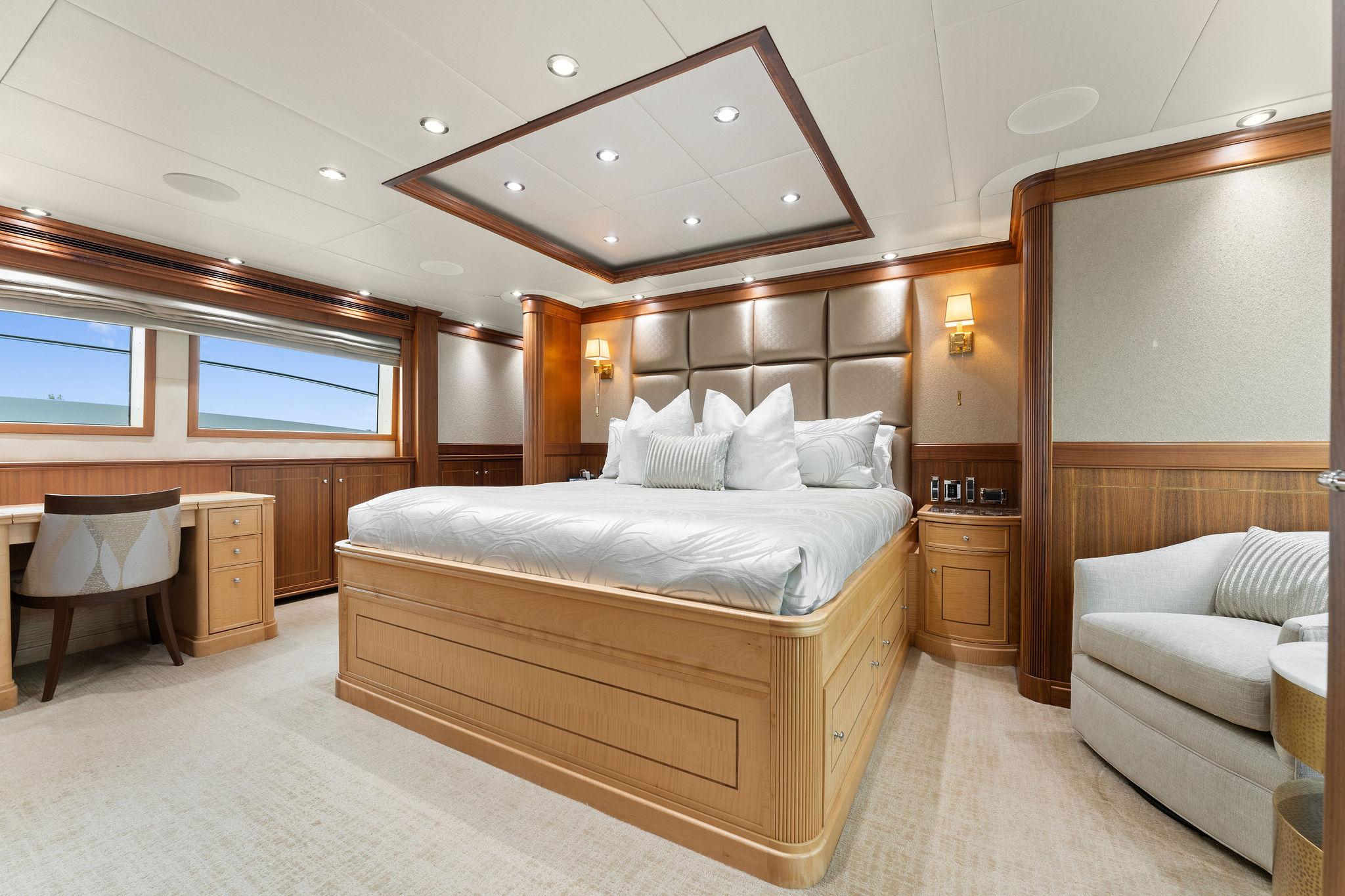 Palmer Johnson-Motor Yacht 2006-INVICTUS FL-US-9649040 | Thumbnail