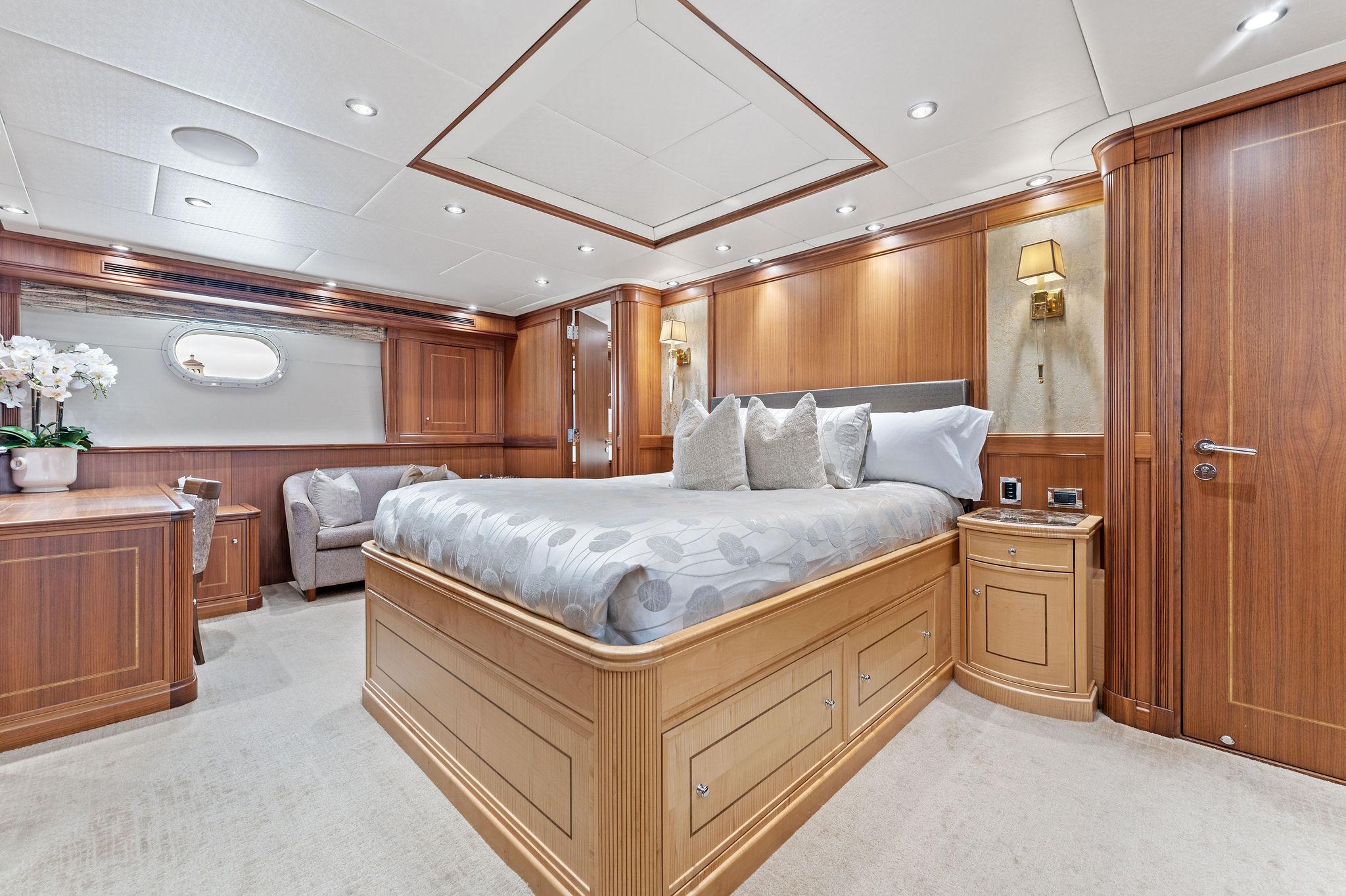 Palmer Johnson-Motor Yacht 2006-INVICTUS FL-US-9649040 | Thumbnail