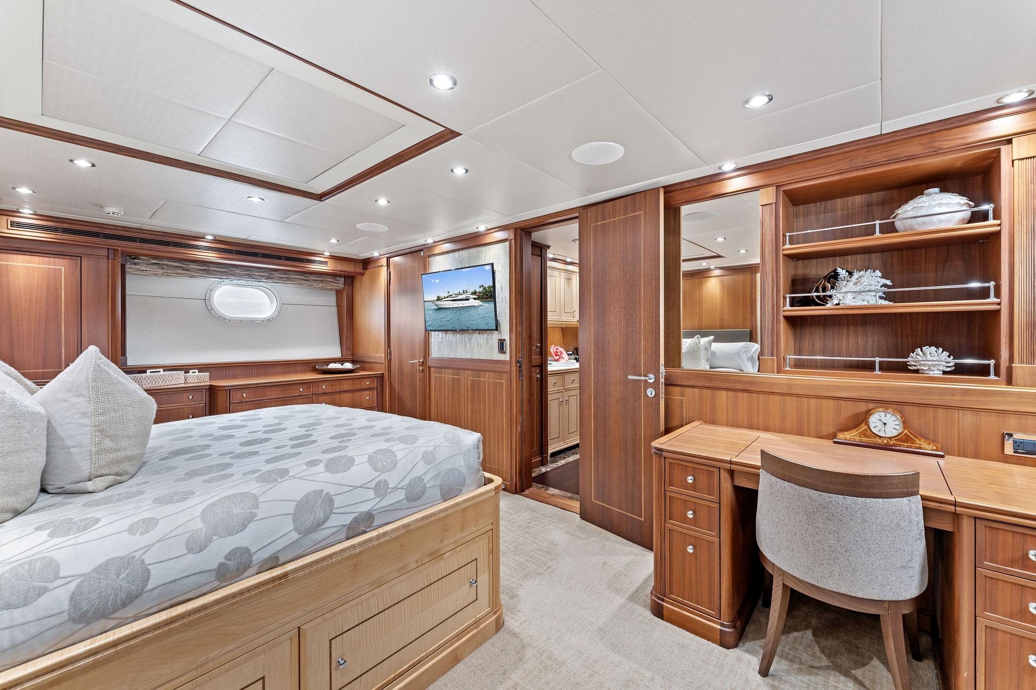Palmer Johnson-Motor Yacht 2006-INVICTUS FL-US-9649040 | Thumbnail