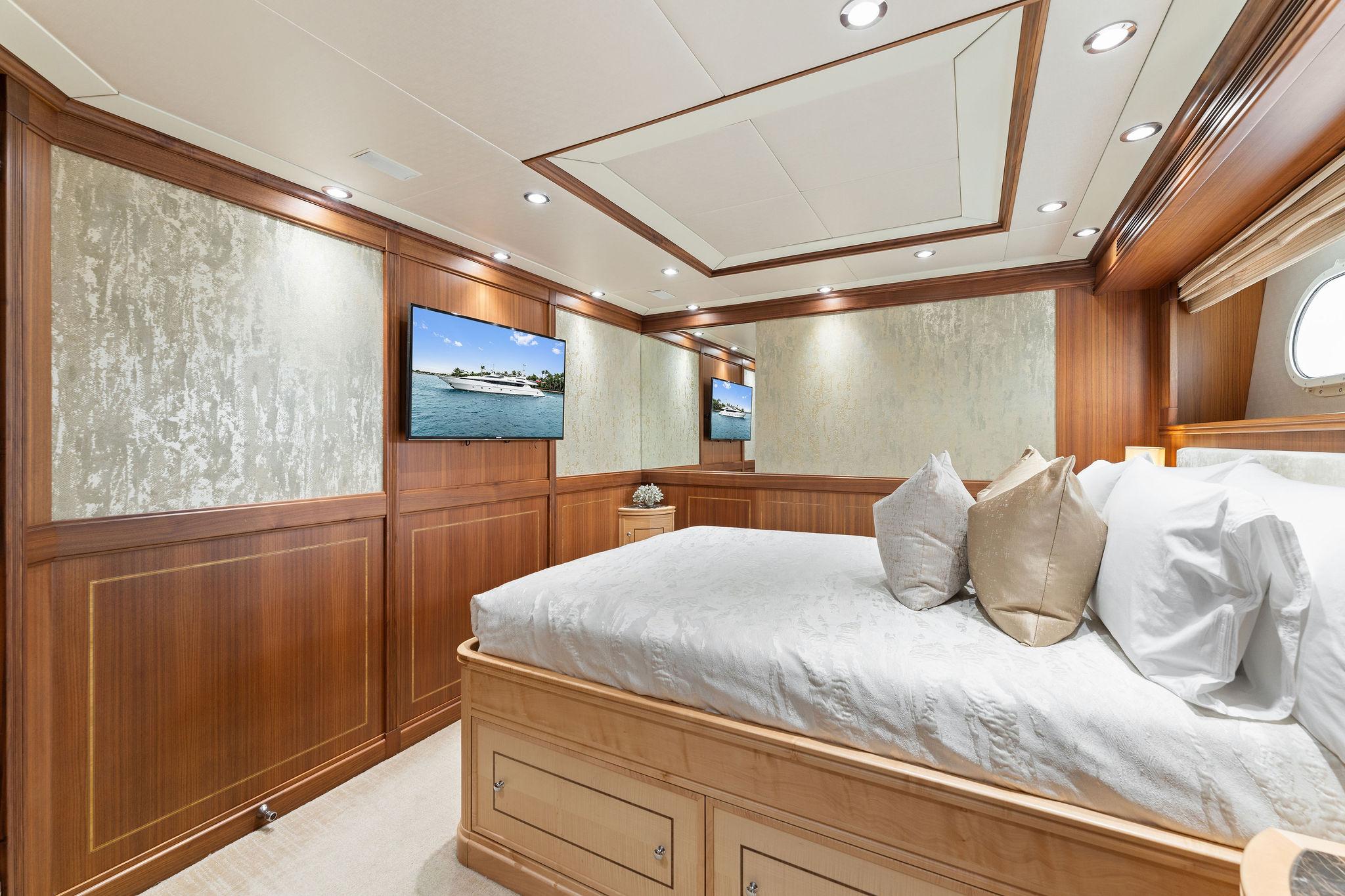 Palmer Johnson-Motor Yacht 2006-INVICTUS FL-US-9649040 | Thumbnail