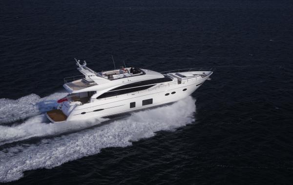 Princess Flybridge 82 Motor Yacht