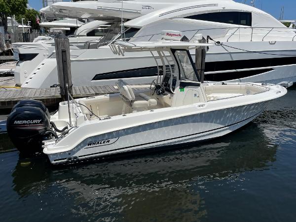 23' Boston Whaler, Listing Number 100905548, - Photo No. 2