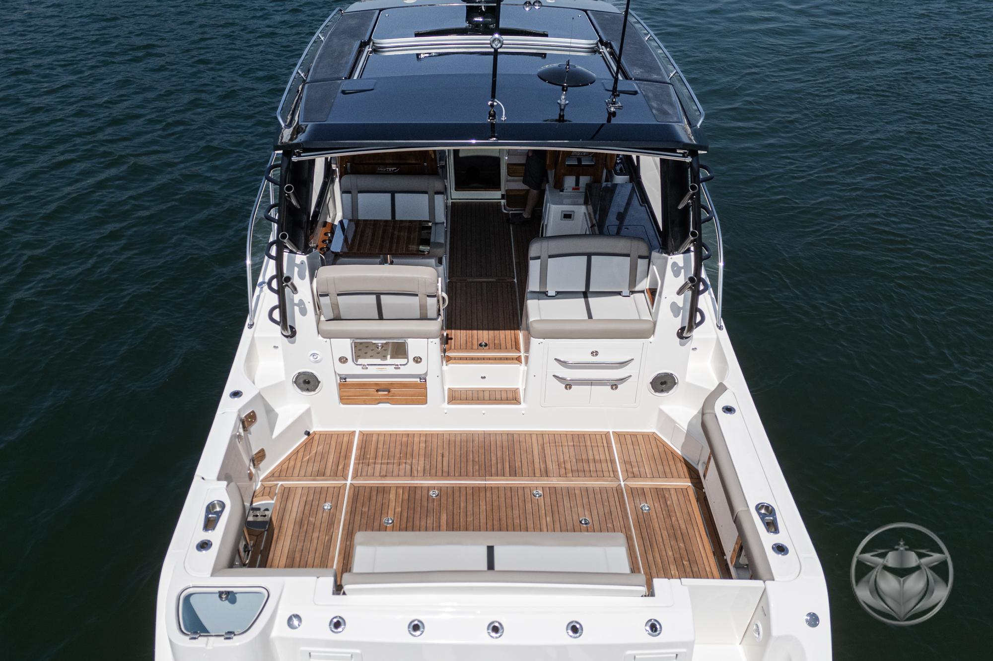 2025 Boston Whaler 405 Conquest #BW0845A inventory image at Sun Country Marine Group, Newport Beach 2025 Boston Whaler 405 Conquest #BW0845A inventory image at Sun Country Marine Group, Newport Beach