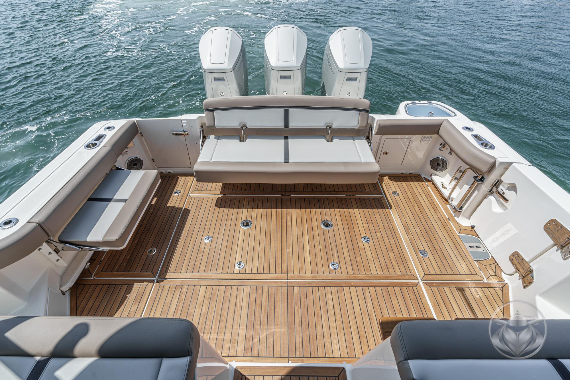 2025 Boston Whaler 405 Conquest #BW0845A inventory image at Sun Country Marine Group, Newport Beach 2025 Boston Whaler 405 Conquest #BW0845A inventory image at Sun Country Marine Group, Newport Beach