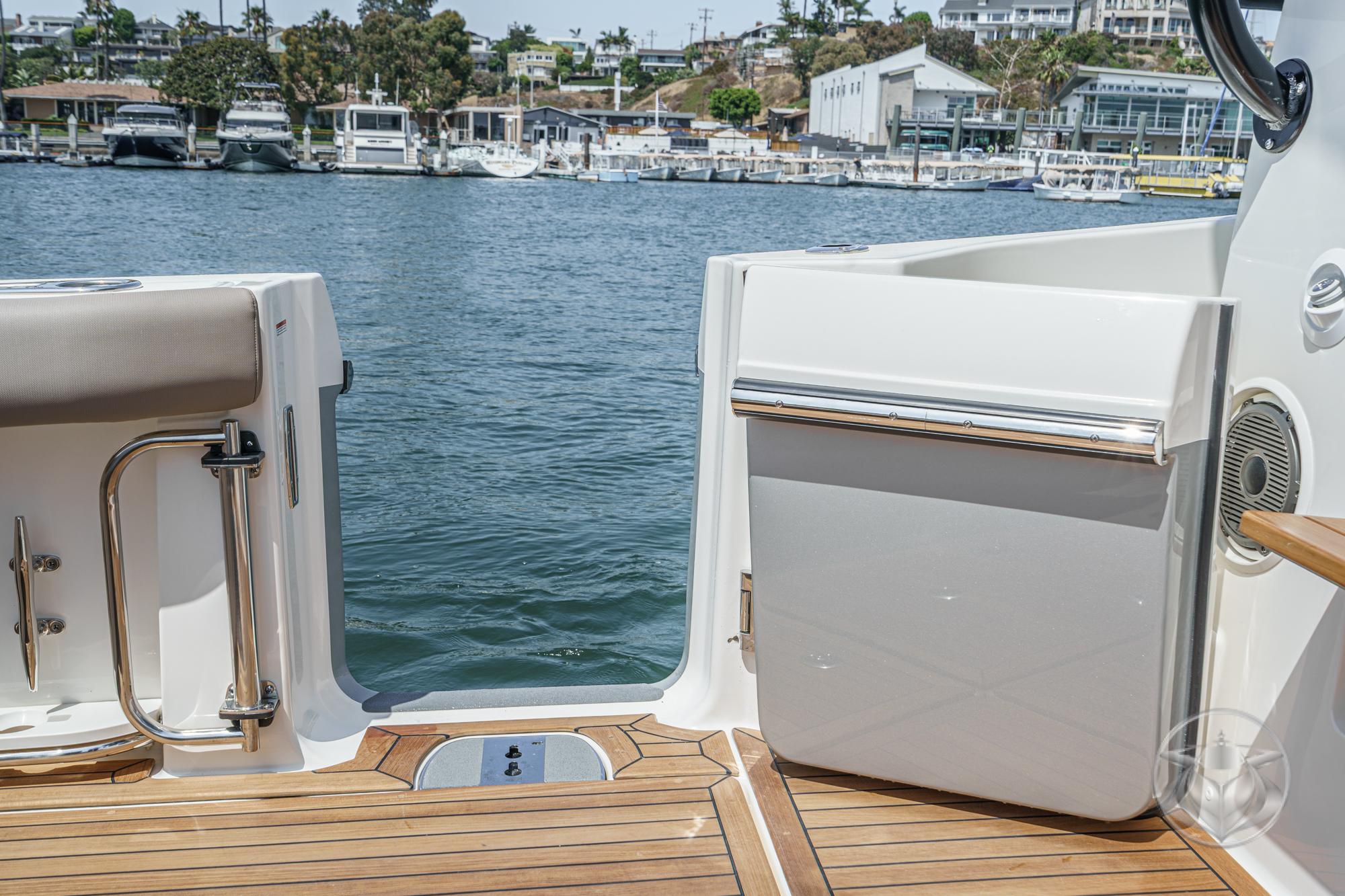 2025 Boston Whaler 405 Conquest #BW0845A inventory image at Sun Country Marine Group, Newport Beach 2025 Boston Whaler 405 Conquest #BW0845A inventory image at Sun Country Marine Group, Newport Beach
