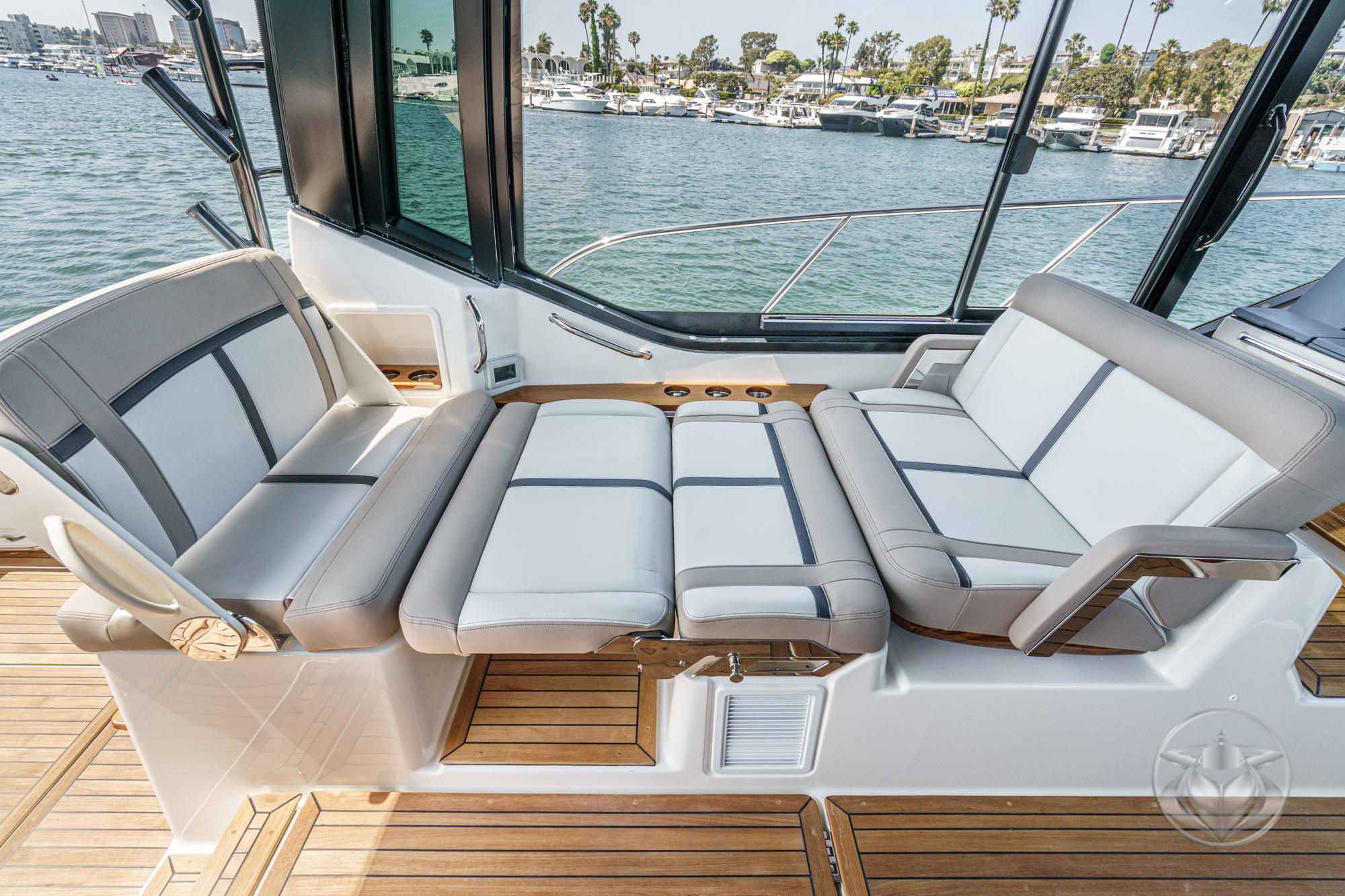 2025 Boston Whaler 405 Conquest #BW0845A inventory image at Sun Country Marine Group, Newport Beach 2025 Boston Whaler 405 Conquest #BW0845A inventory image at Sun Country Marine Group, Newport Beach