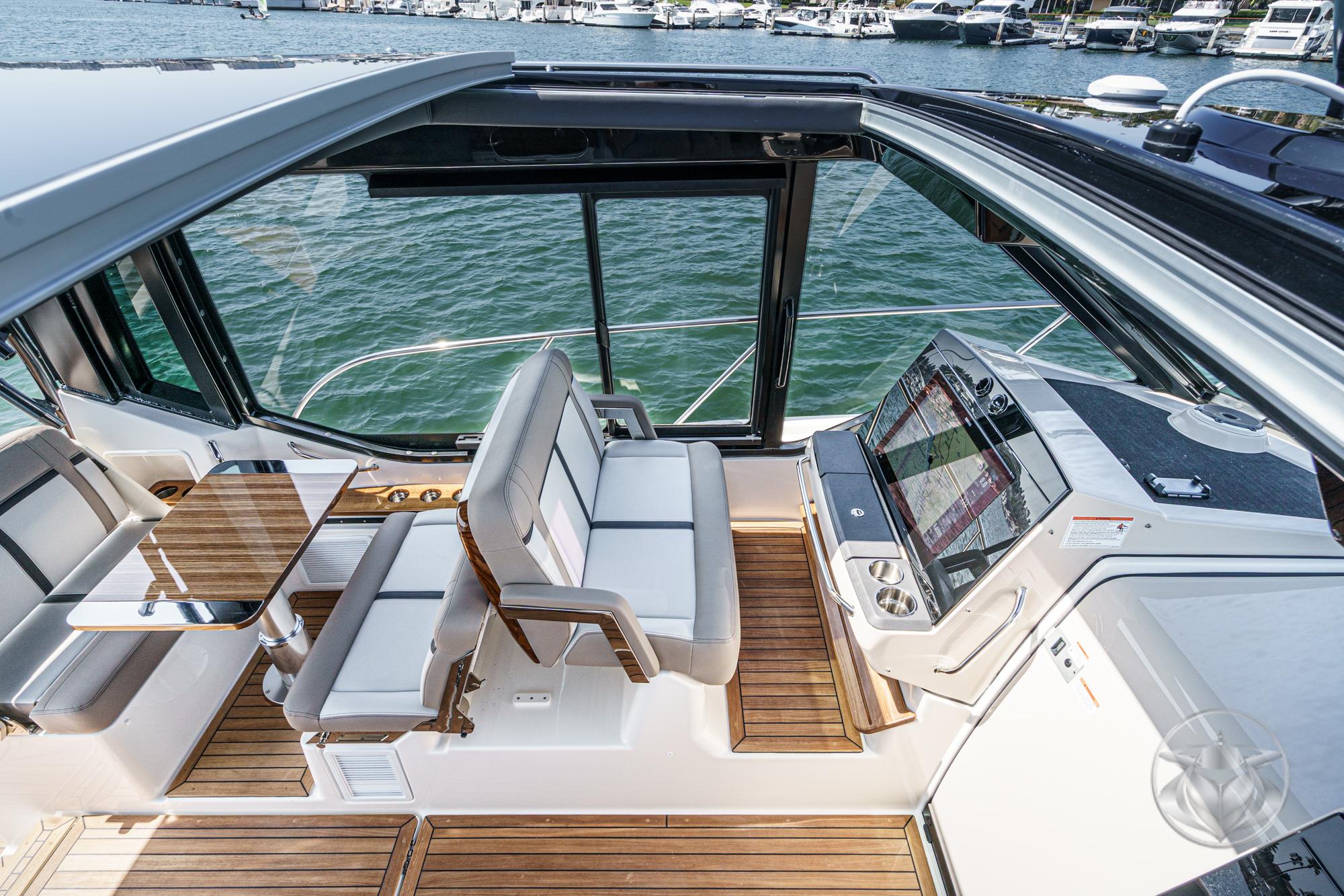 2025 Boston Whaler 405 Conquest #BW0845A inventory image at Sun Country Marine Group, Newport Beach 2025 Boston Whaler 405 Conquest #BW0845A inventory image at Sun Country Marine Group, Newport Beach