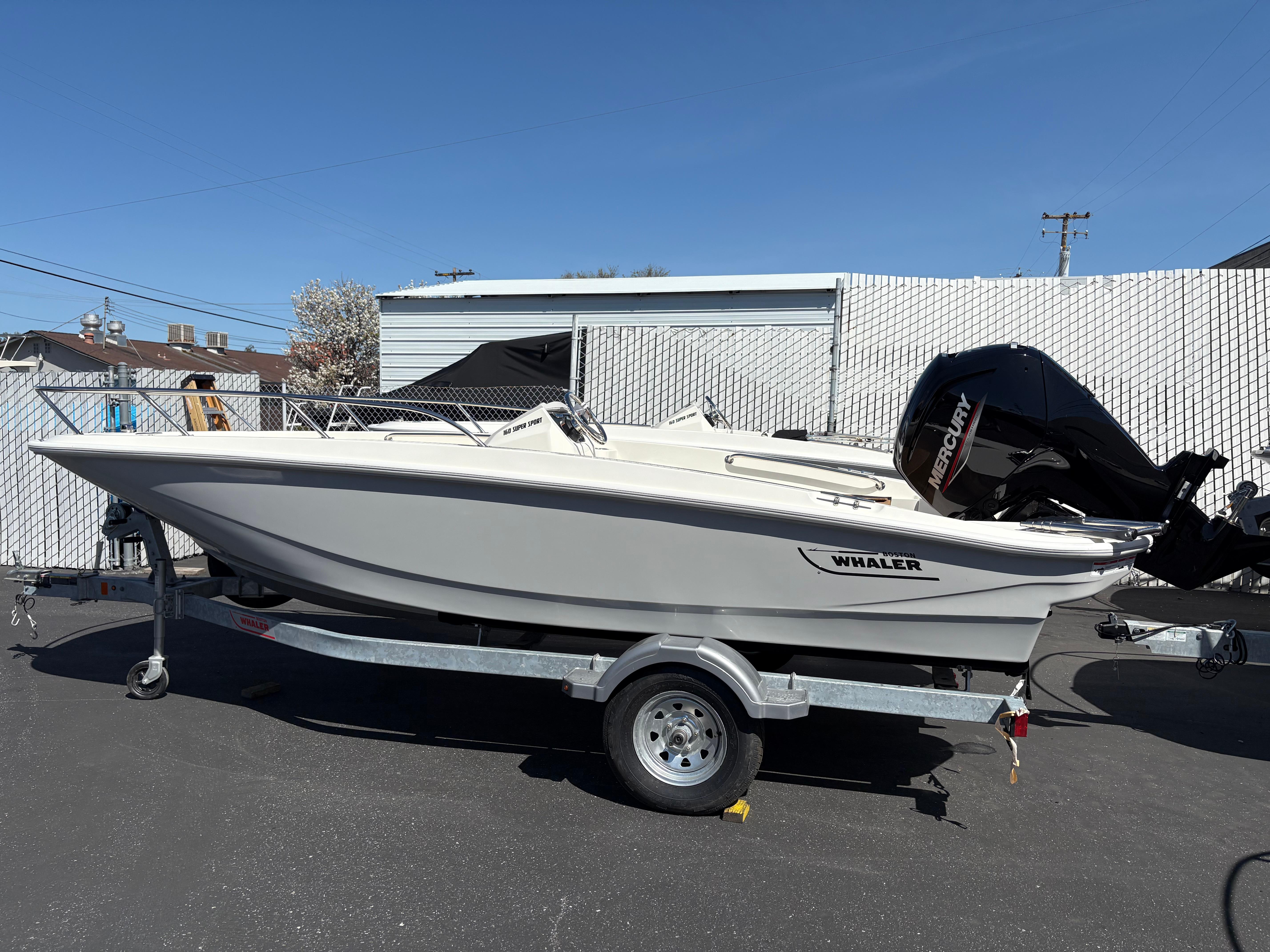2025 Boston Whaler 160 Super Sport #BW0963B inventory image at Sun Country Marine Group, San Jose-Campbell 2025 Boston Whaler 160 Super Sport #BW0963B inventory image at Sun Country Marine Group, San Jose-Campbell