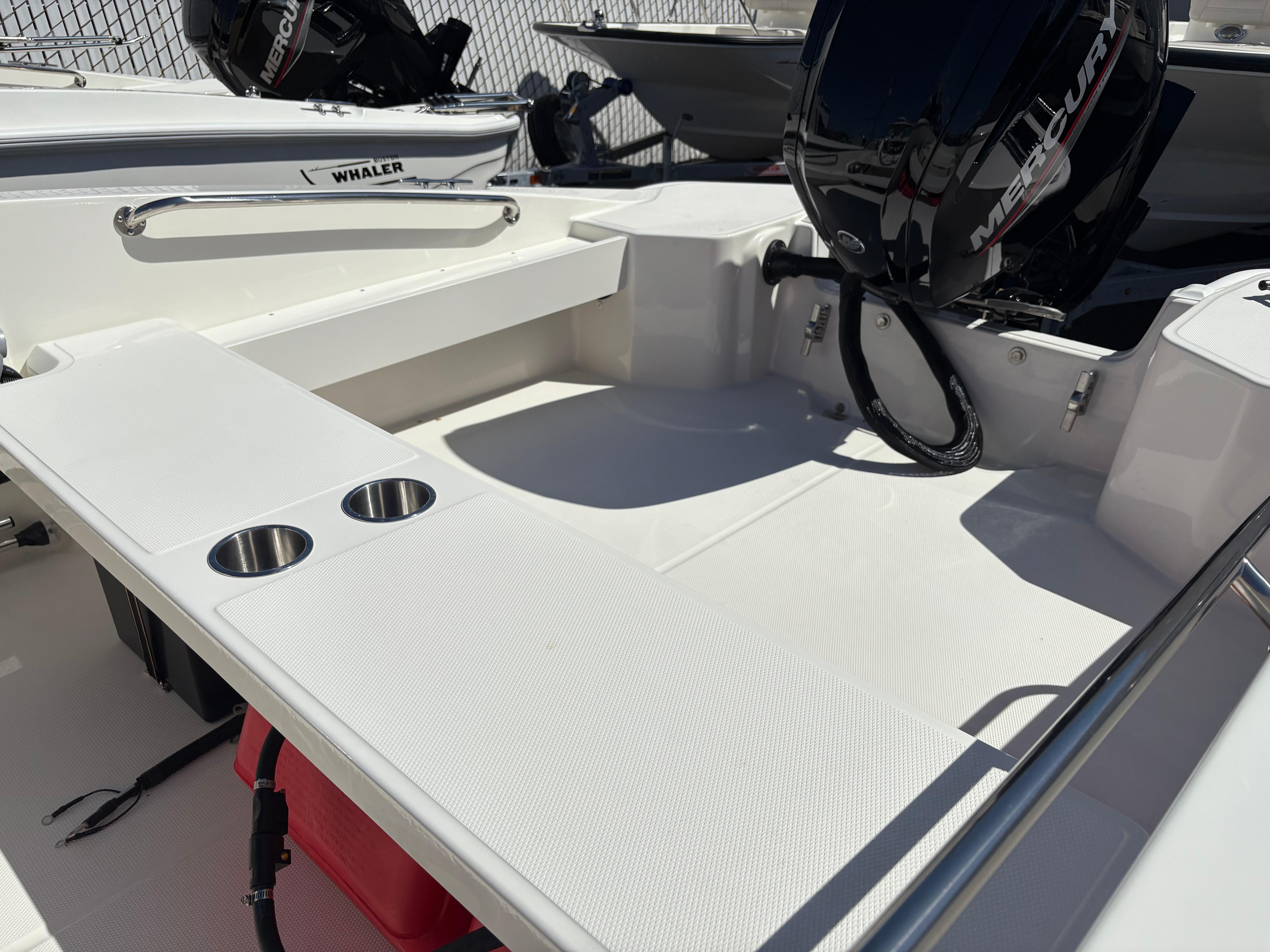 2025 Boston Whaler 160 Super Sport #BW0963B inventory image at Sun Country Marine Group, San Jose-Campbell 2025 Boston Whaler 160 Super Sport #BW0963B inventory image at Sun Country Marine Group, San Jose-Campbell