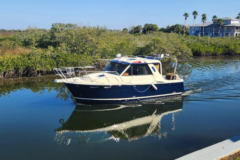 FL 10488 BB Knot 10 Yacht Sales FL 10488 BB Knot 10 Yacht Sales