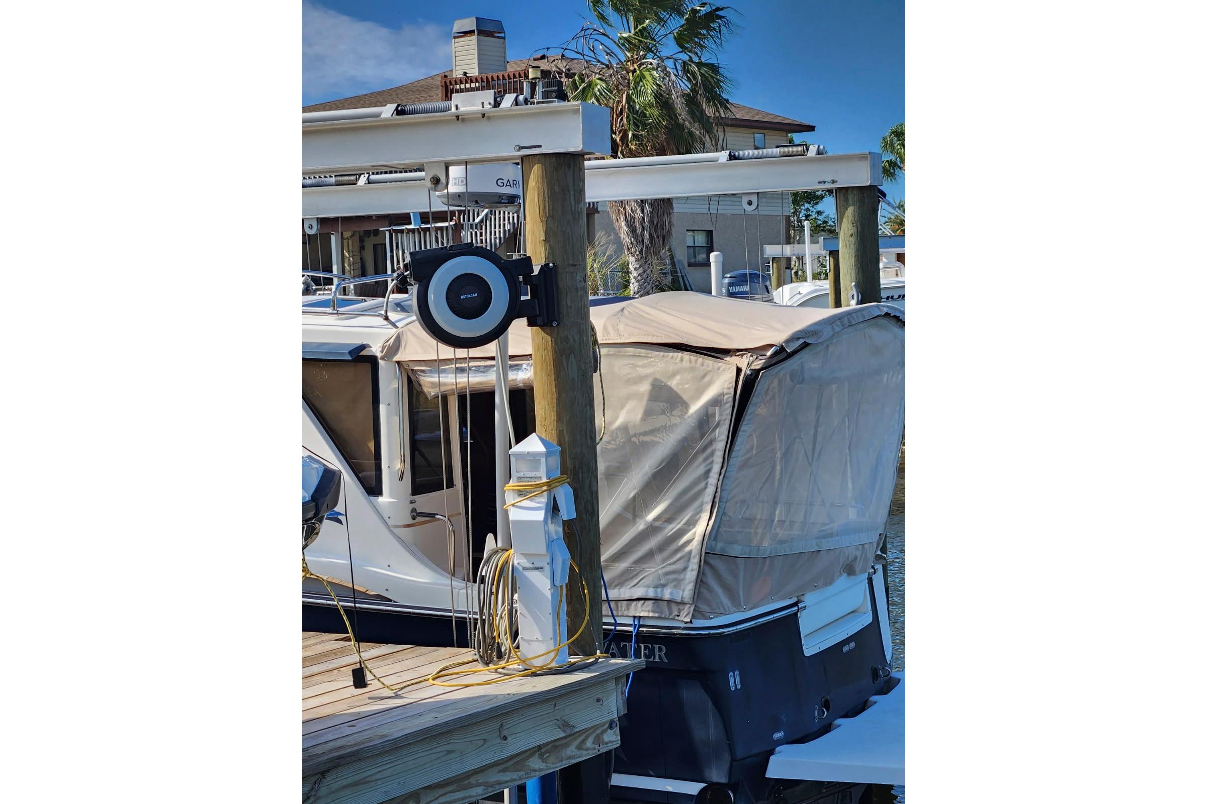 FL 10488 BB Knot 10 Yacht Sales FL 10488 BB Knot 10 Yacht Sales