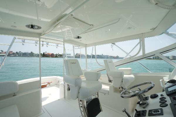 42' Topaz, Listing Number 100914674, - Photo No. 21