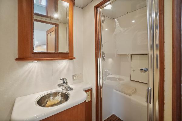 42' Topaz, Listing Number 100914674, Image No. 31