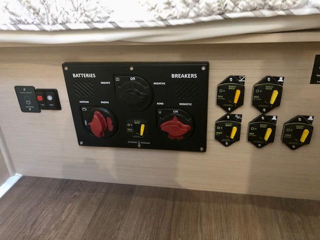 Yacht Photos Pics