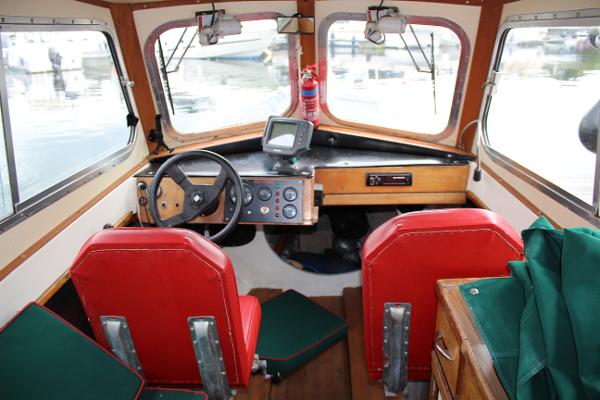1976 Classic Craft 29 Patrol Launch