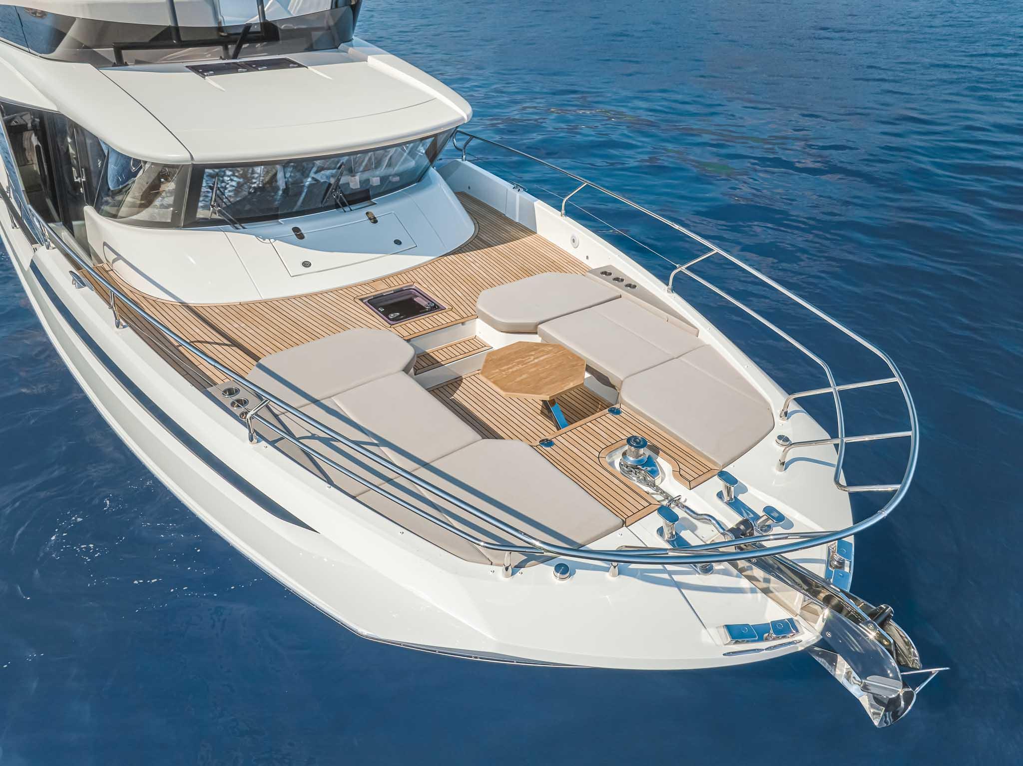 沛海馳 Prestige Yachts