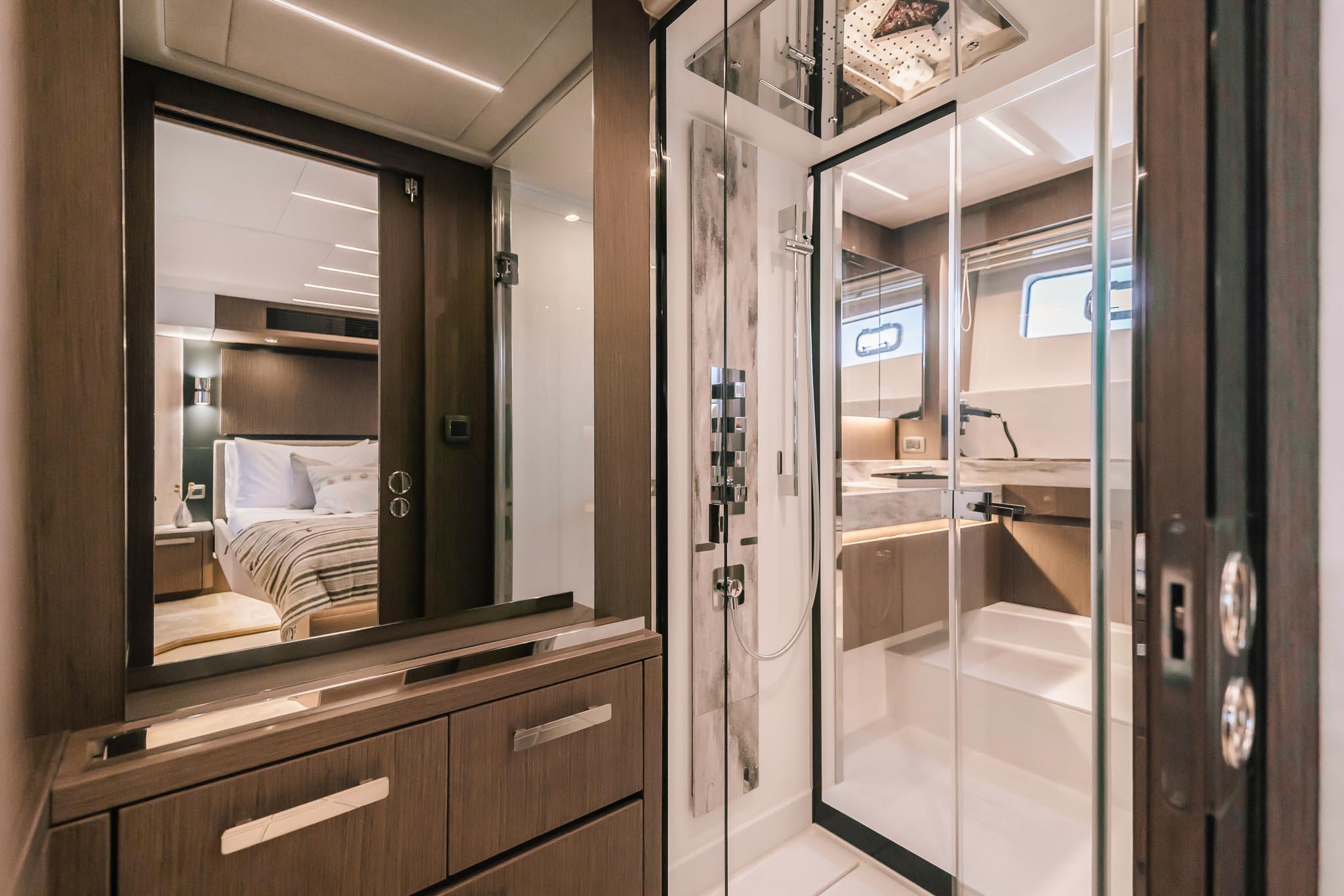 沛海馳 Prestige Yachts