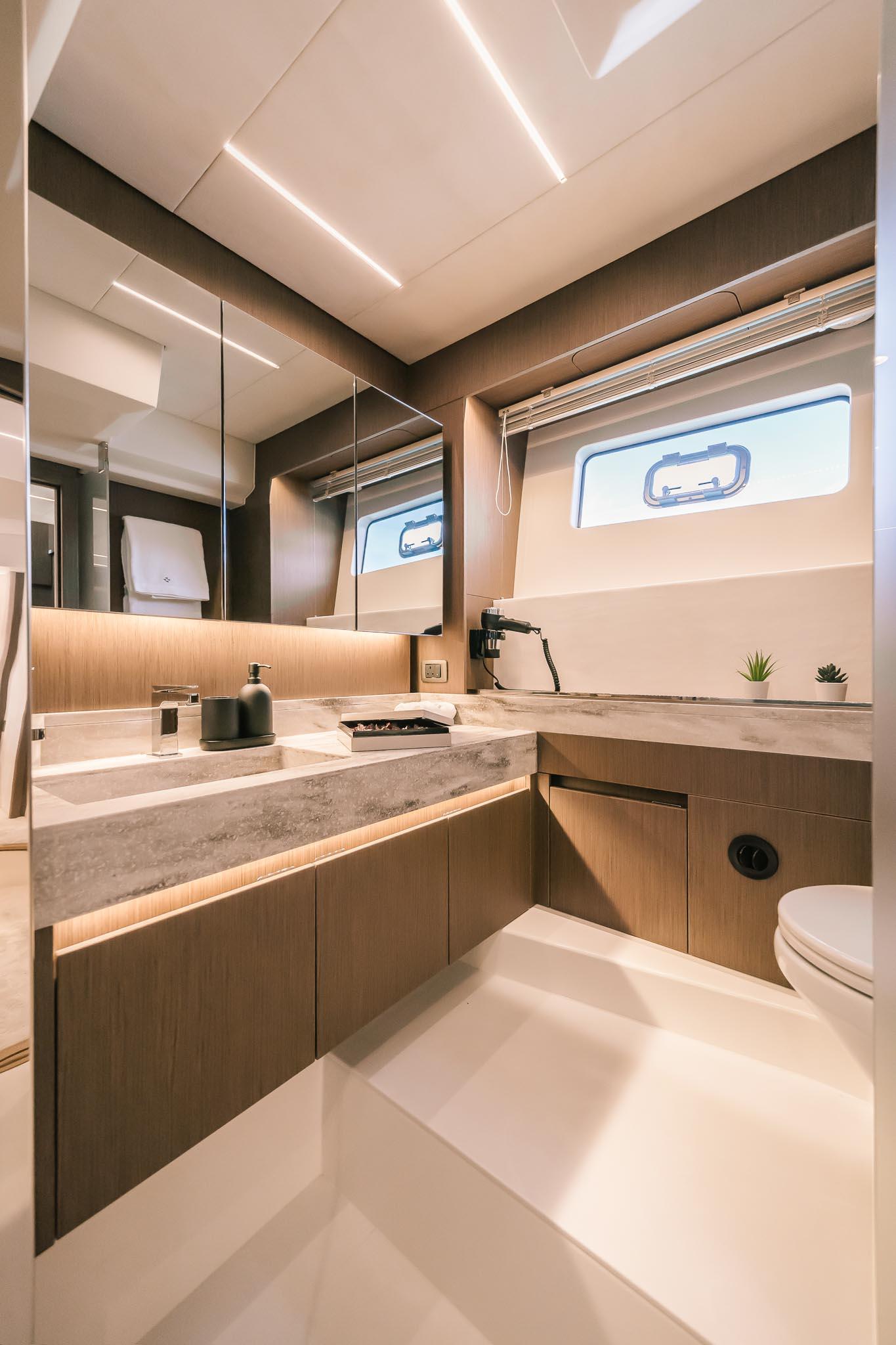 沛海馳 Prestige Yachts