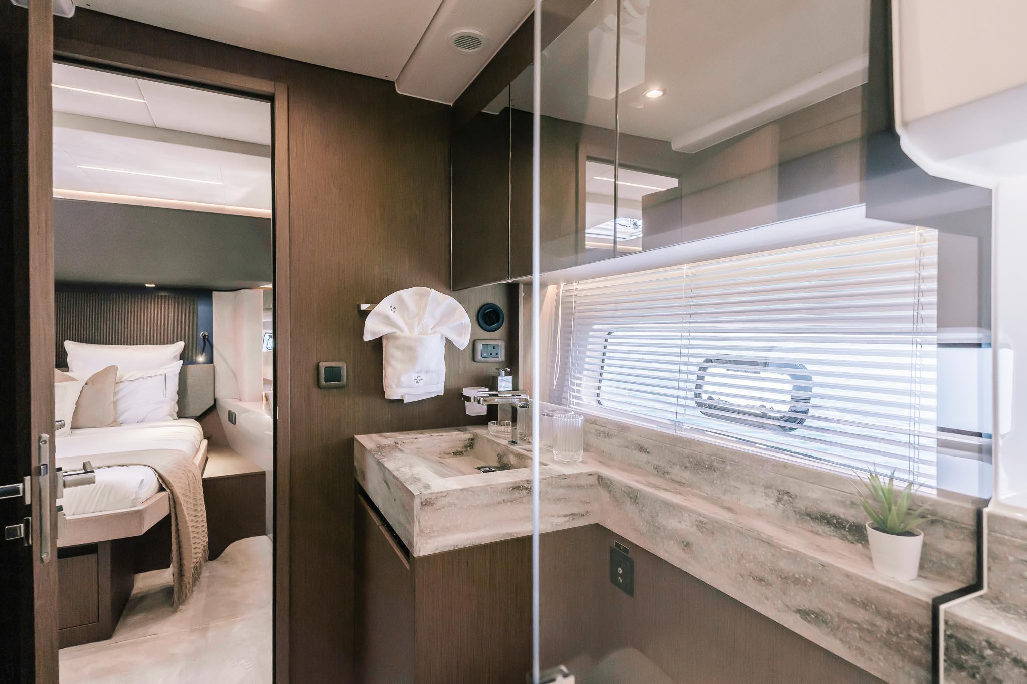 沛海馳 Prestige Yachts