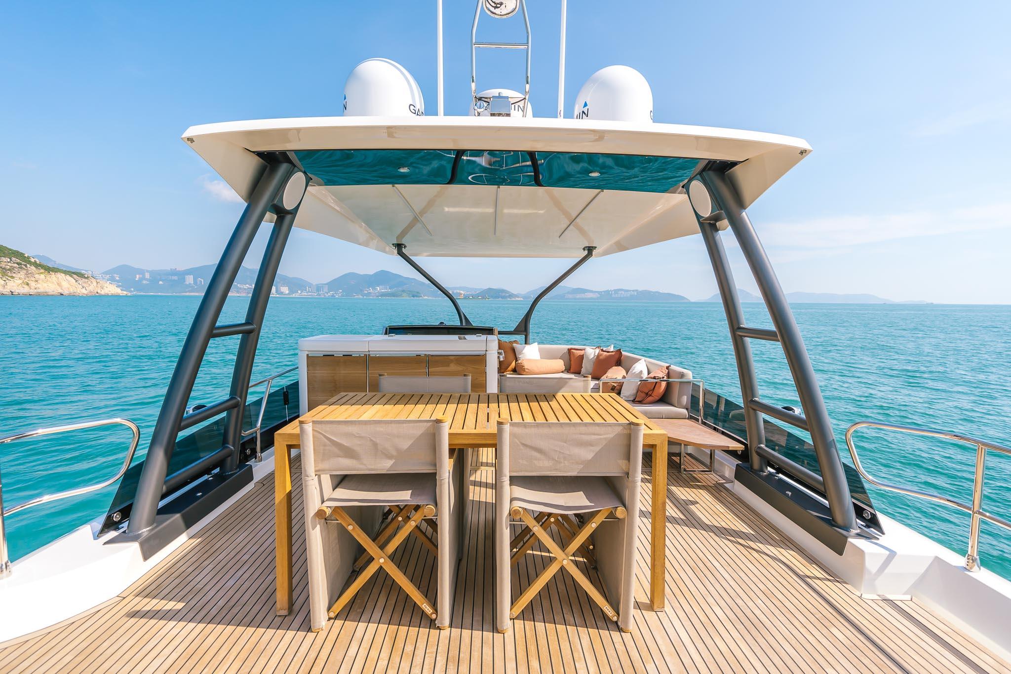 沛海馳 Prestige Yachts