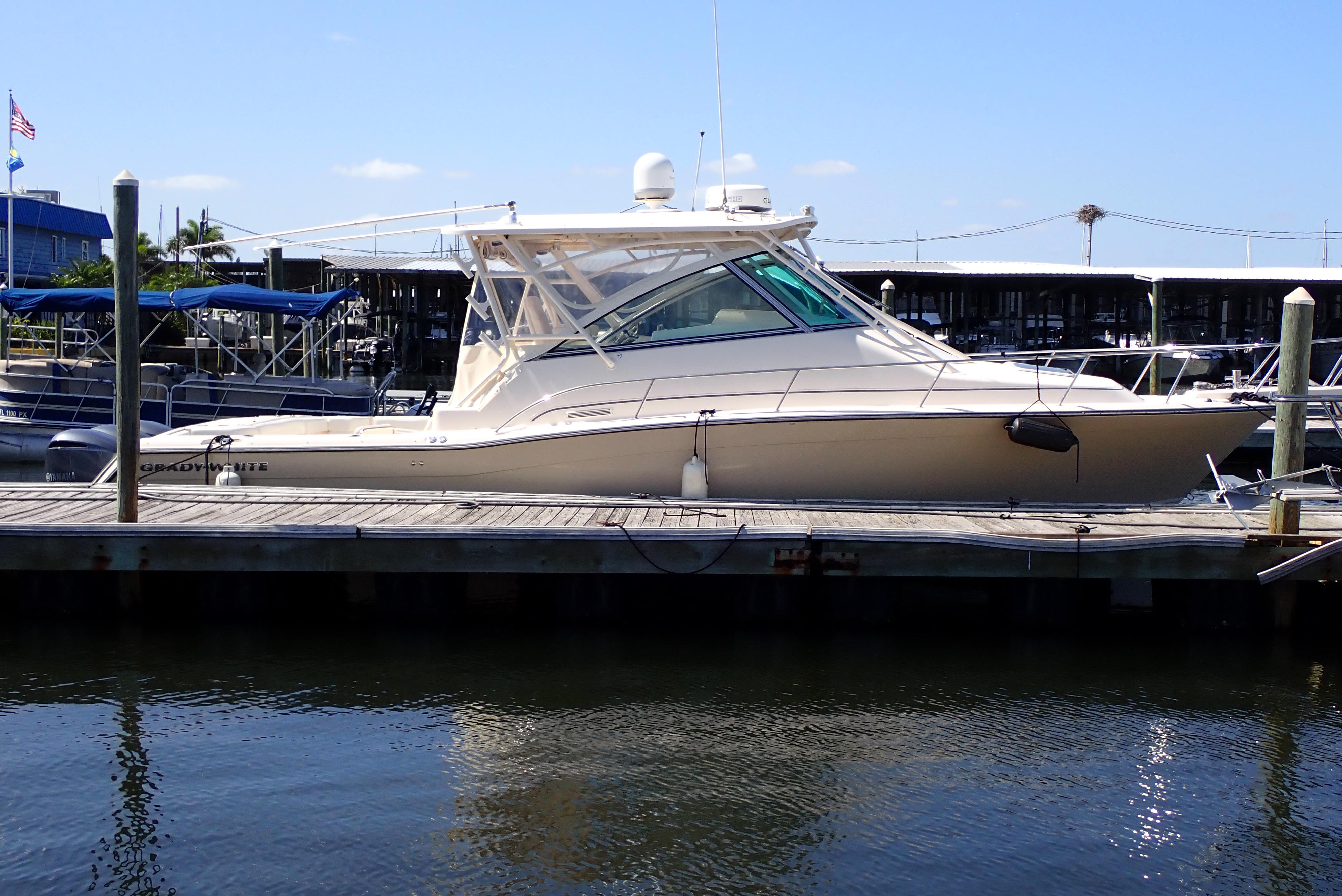 2015-grady-white-express-370-power-9779008-20250501123214098-1_XLARGE