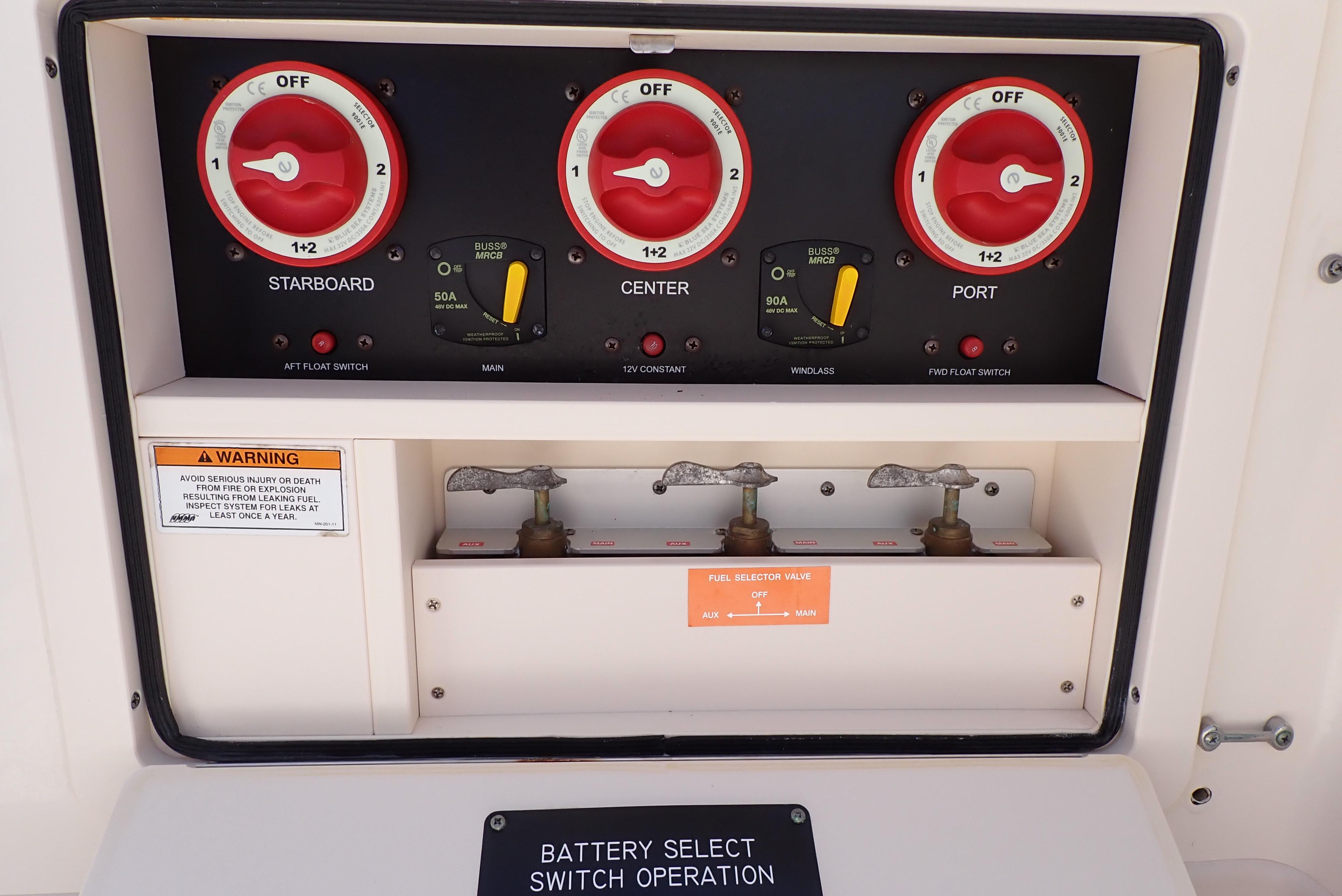2015-grady-white-express-370-power-9779008-20250501131711885-1_XLARGE