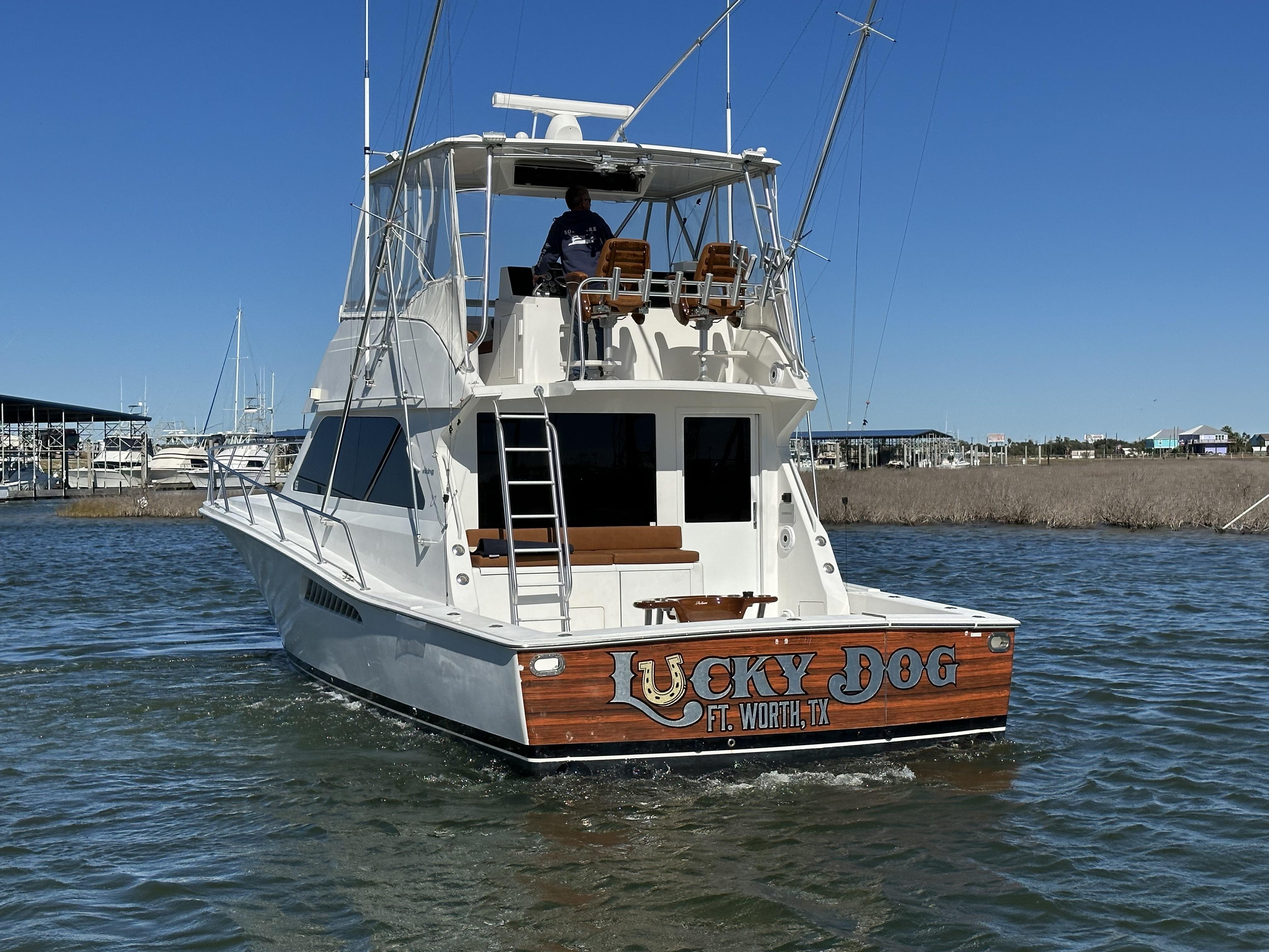 43 Viking 43 Convertible 2001 