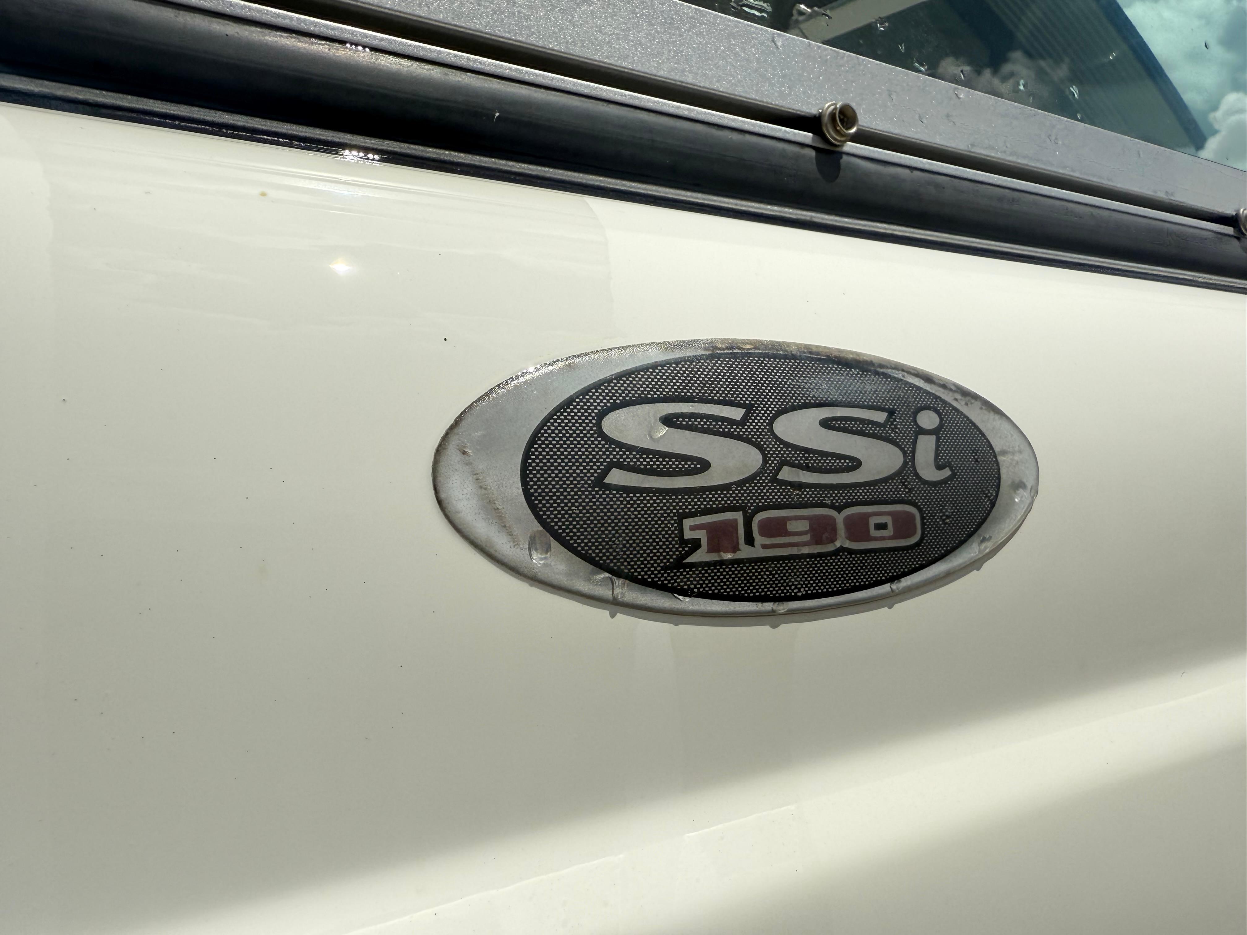2007 Chaparral 190 SSi boat emblem on white surface.