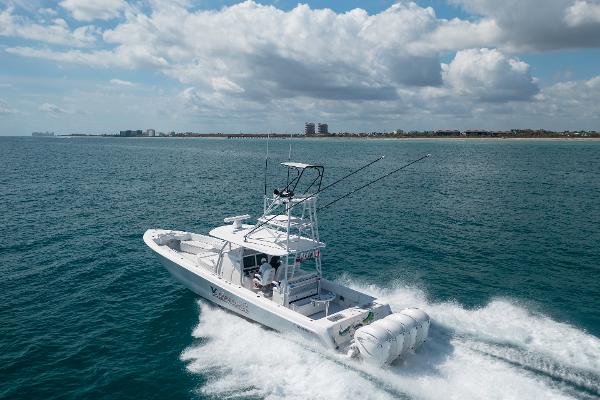 44' Contender, Listing Number 100914592, - Photo No. 21