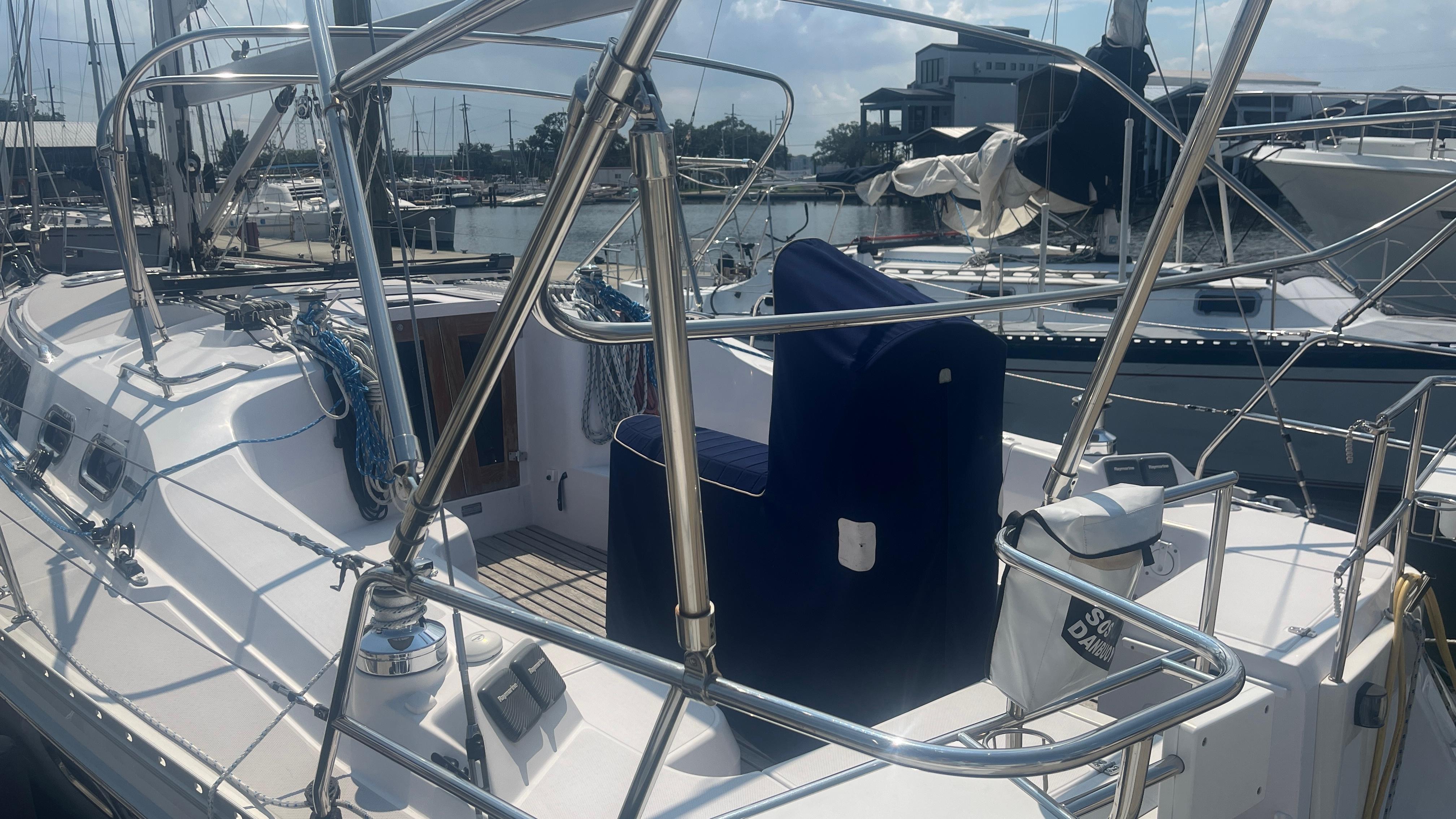 Genesis Yacht Photos Pics 