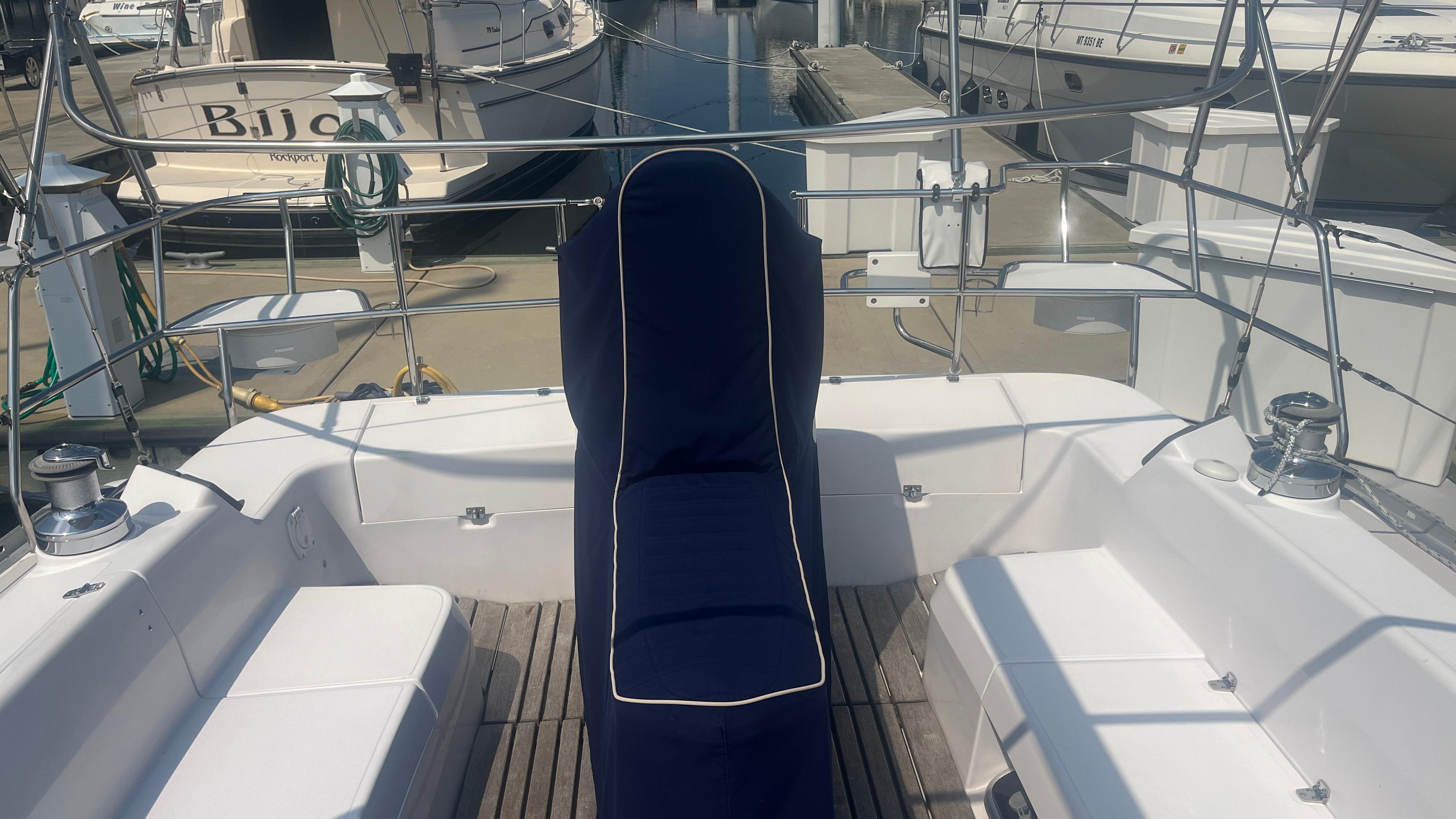 Genesis Yacht Photos Pics 