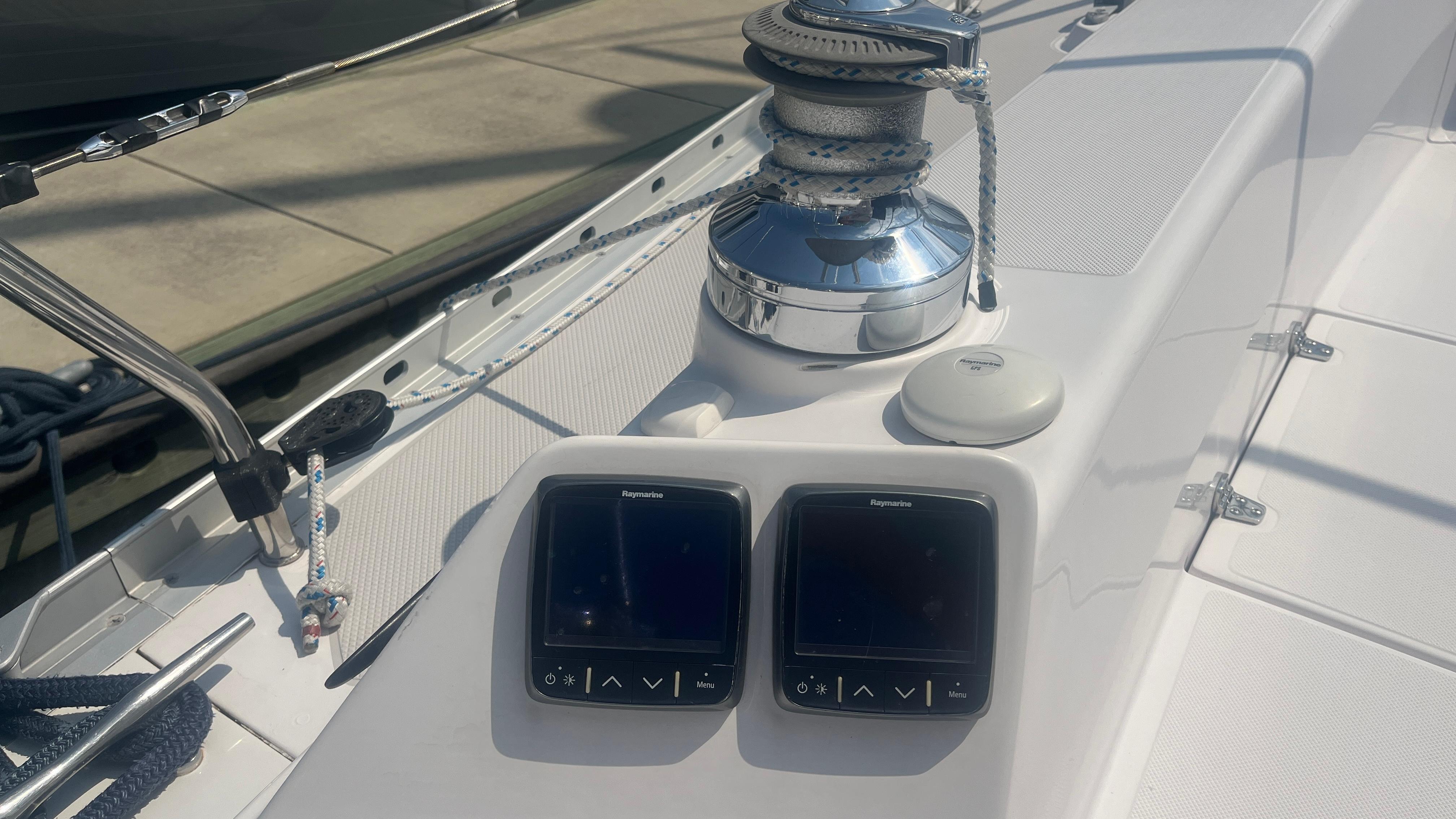 Genesis Yacht Photos Pics 