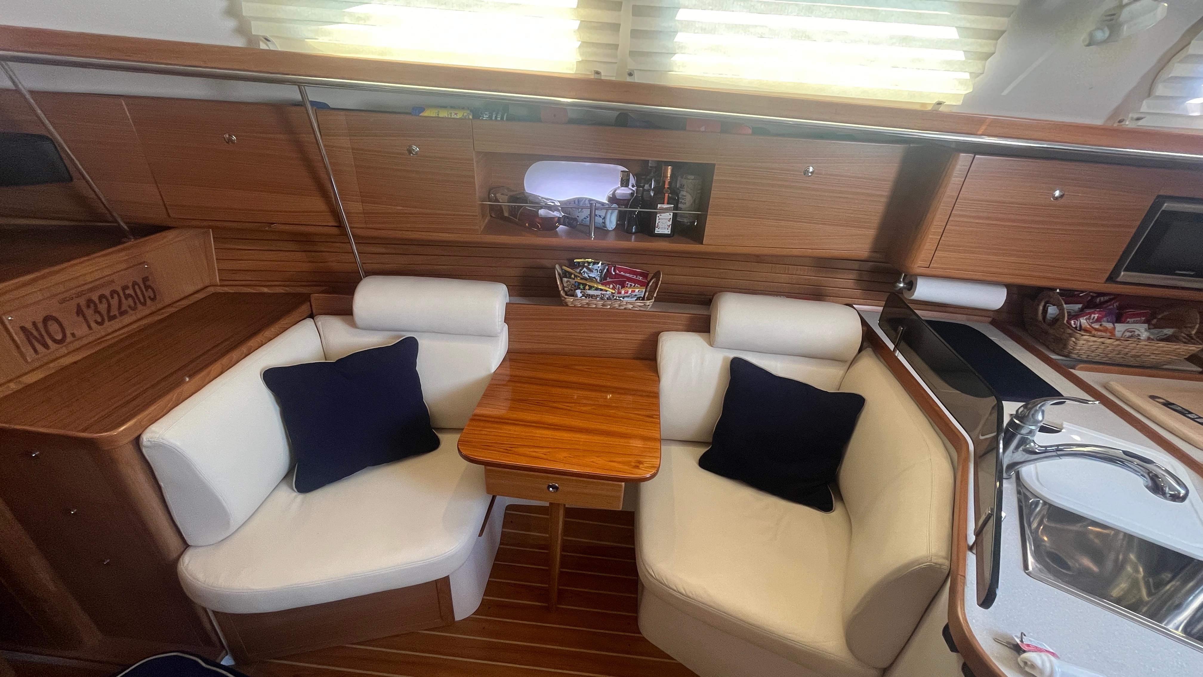 Genesis Yacht Photos Pics 