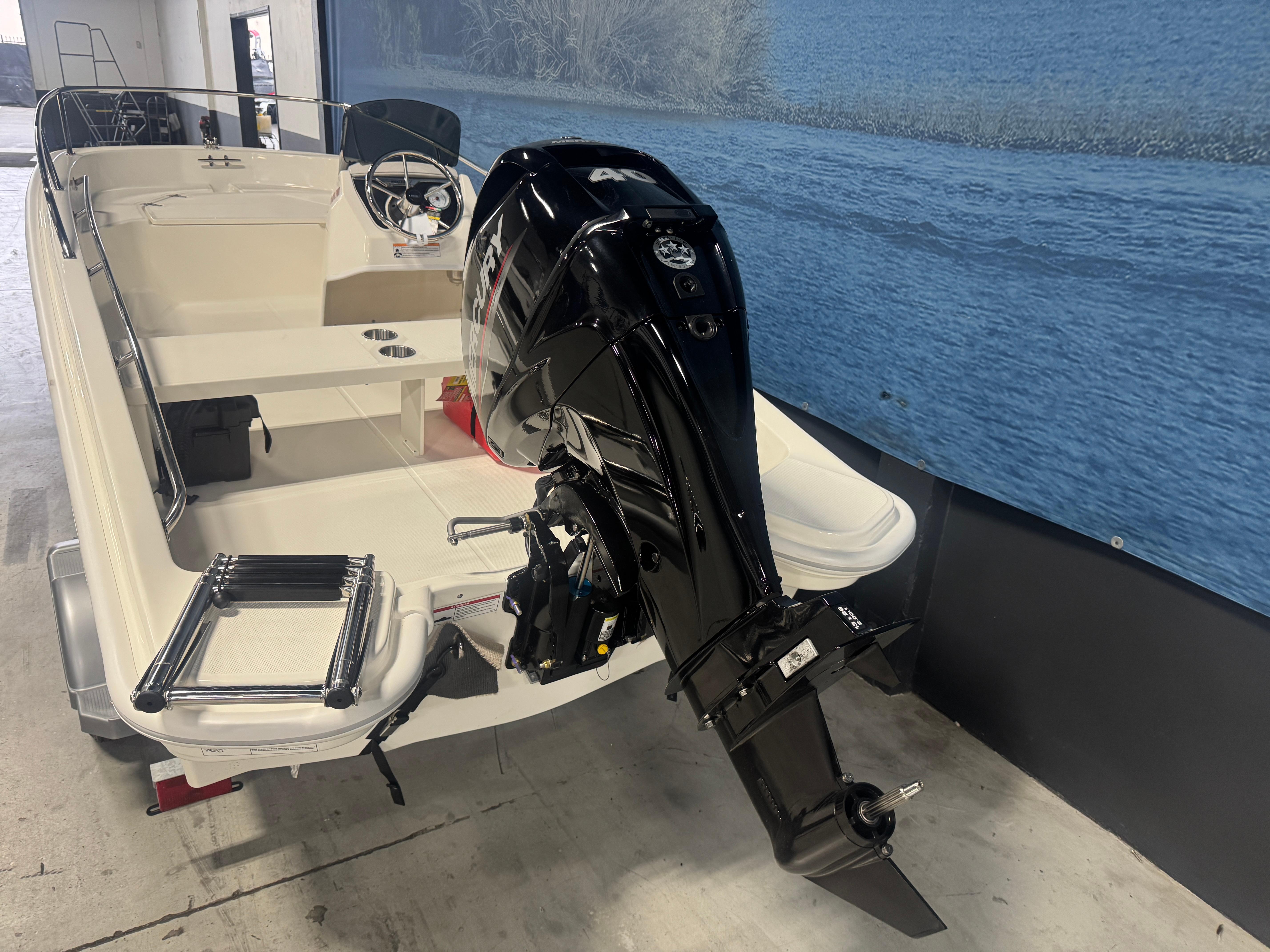 2025 Boston Whaler 130 Super Sport #BW0999C inventory image at Sun Country Marine Group, Irvine 2025 Boston Whaler 130 Super Sport #BW0999C inventory image at Sun Country Marine Group, Irvine