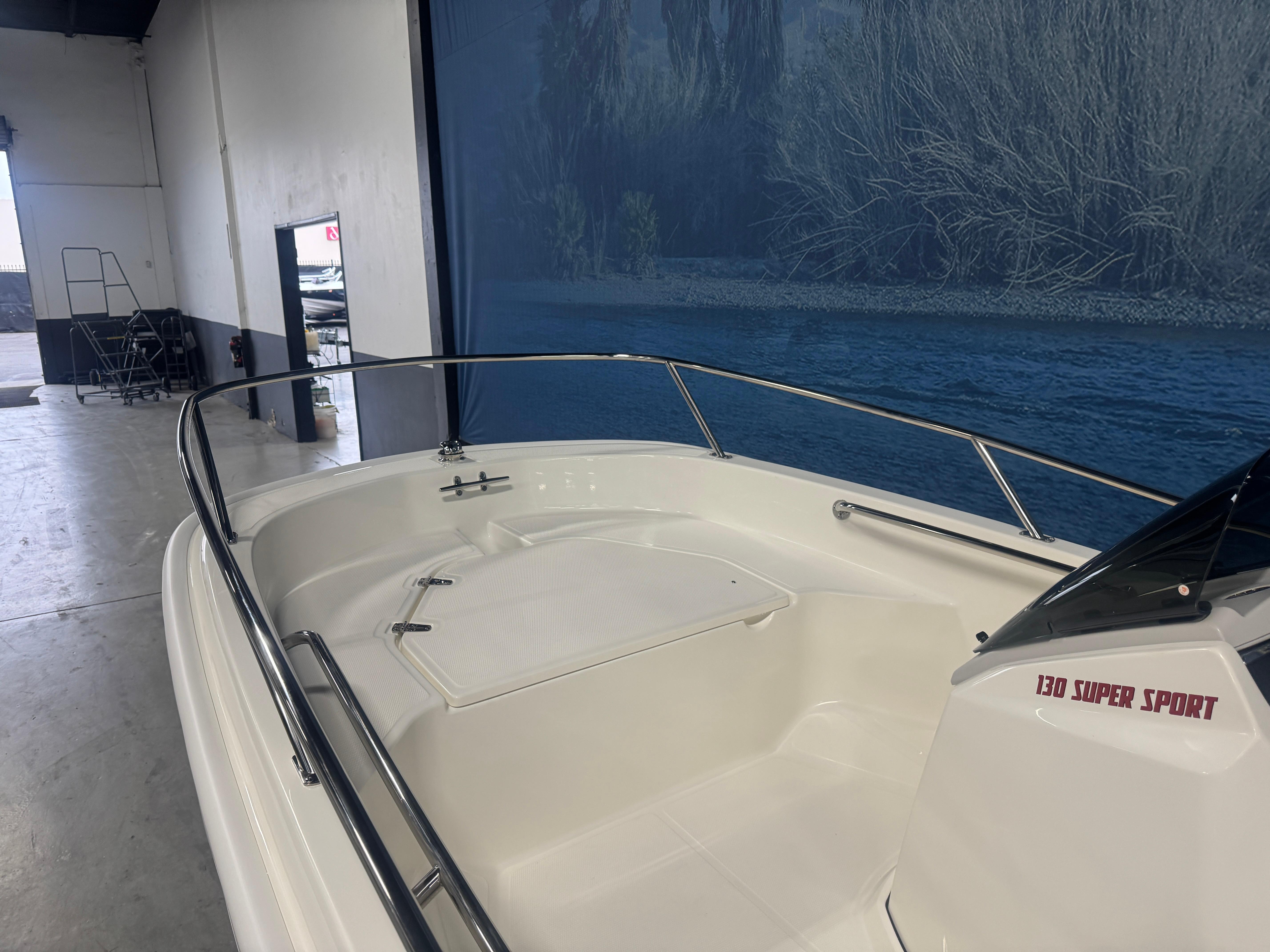 2025 Boston Whaler 130 Super Sport #BW0999C inventory image at Sun Country Marine Group, Irvine 2025 Boston Whaler 130 Super Sport #BW0999C inventory image at Sun Country Marine Group, Irvine