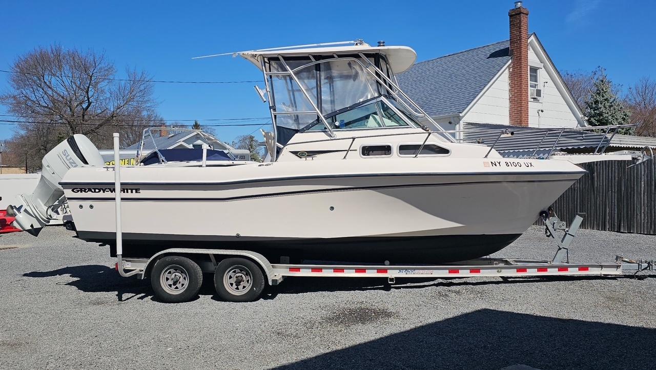 NY 9800 RL Knot 10 Yacht Sales