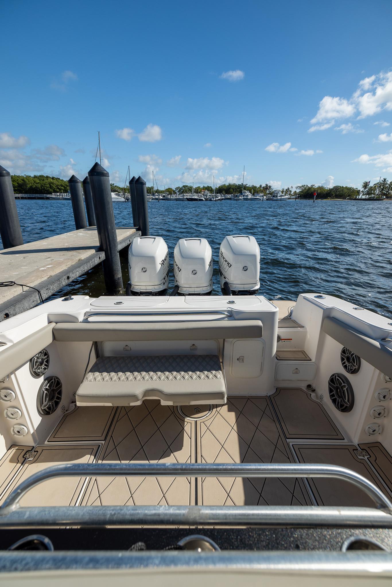 2005-wellcraft-352-fisherman-power-9729092-975753528-0-260320251223-1