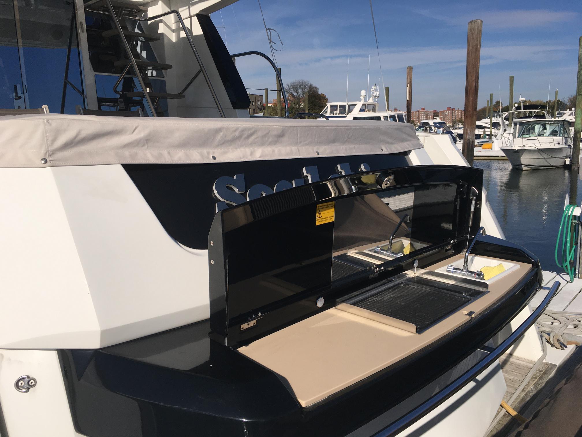 Yacht Photos Pics
