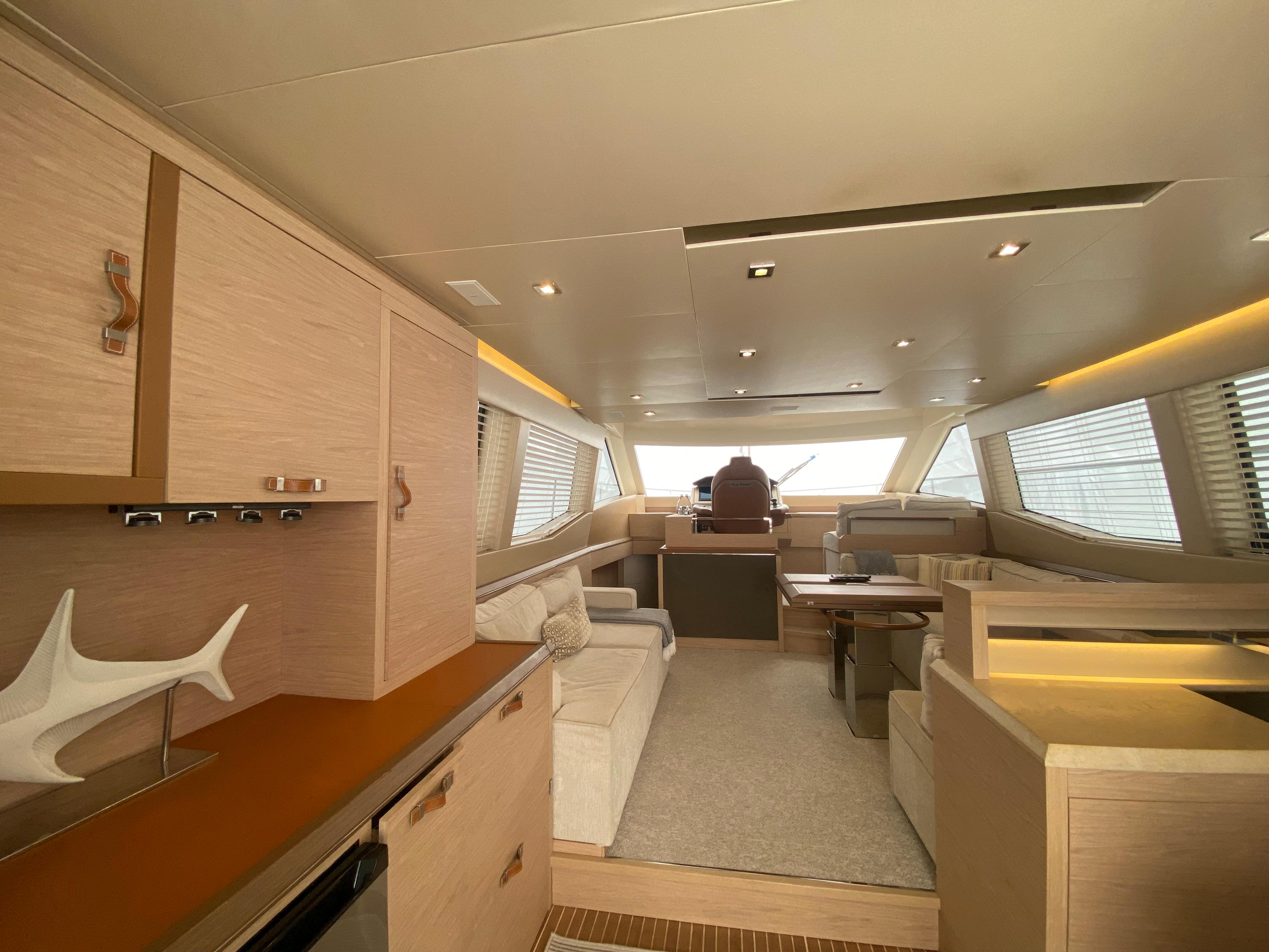 Yacht Photos Pics