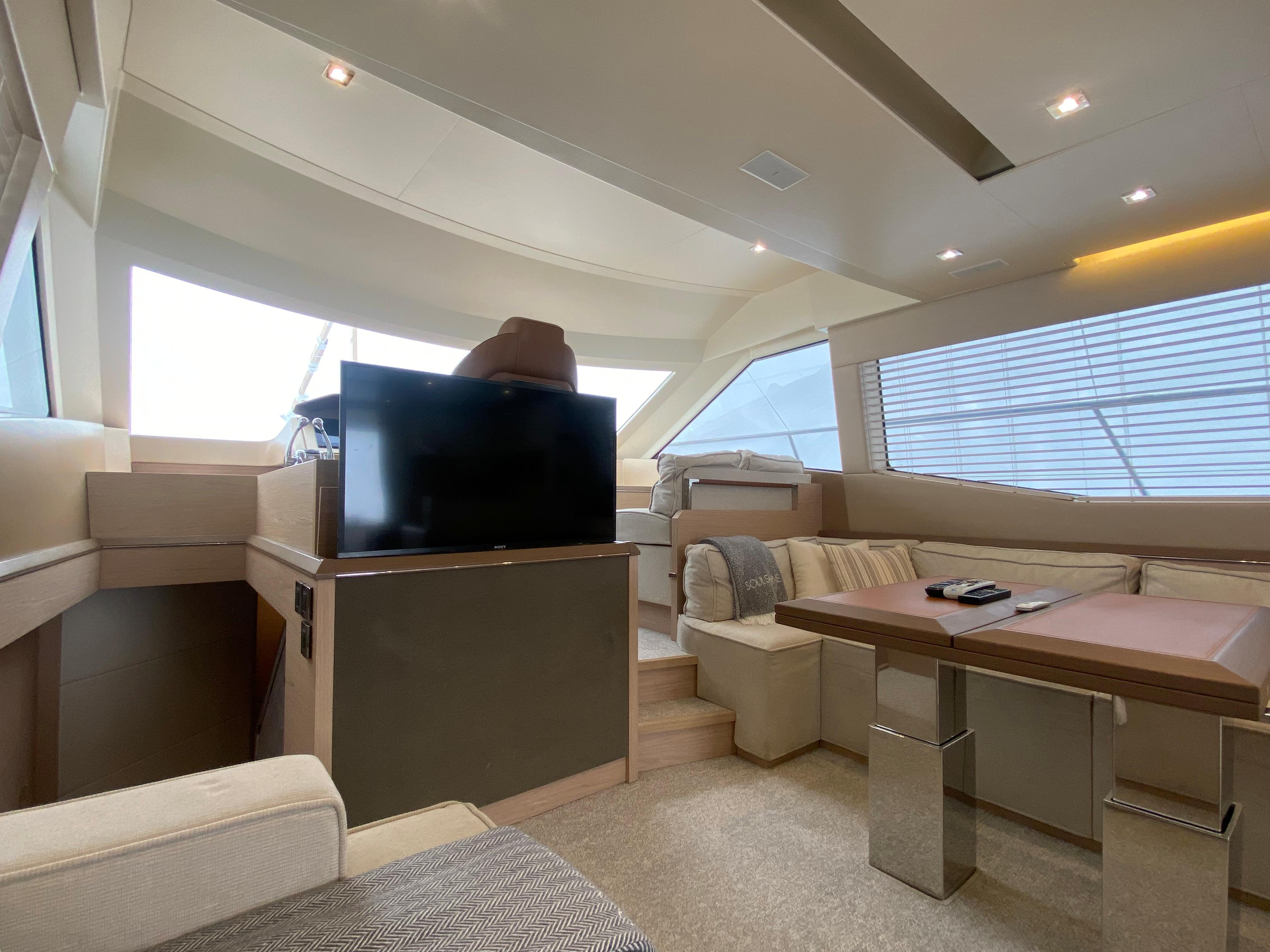 Yacht Photos Pics