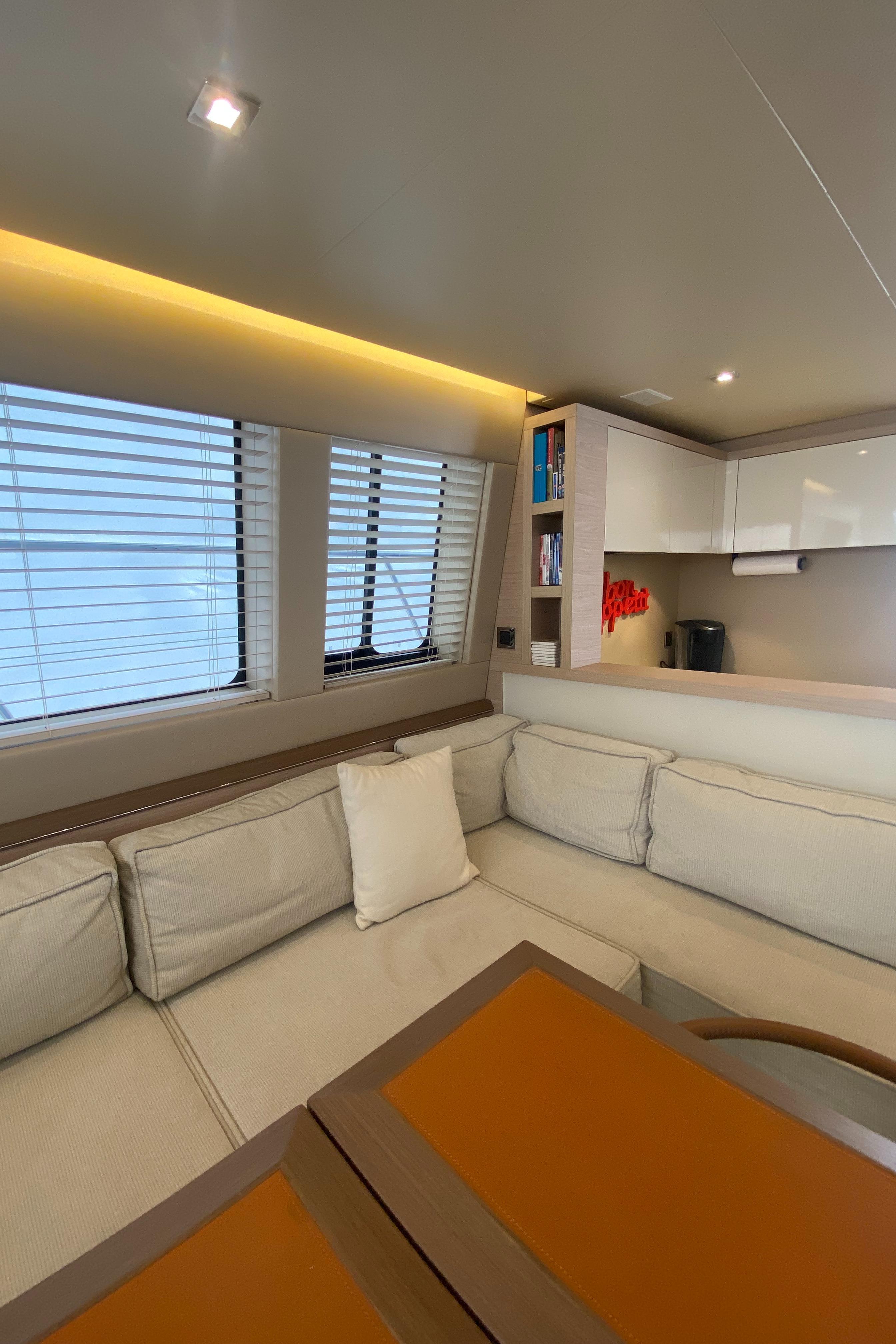 Yacht Photos Pics