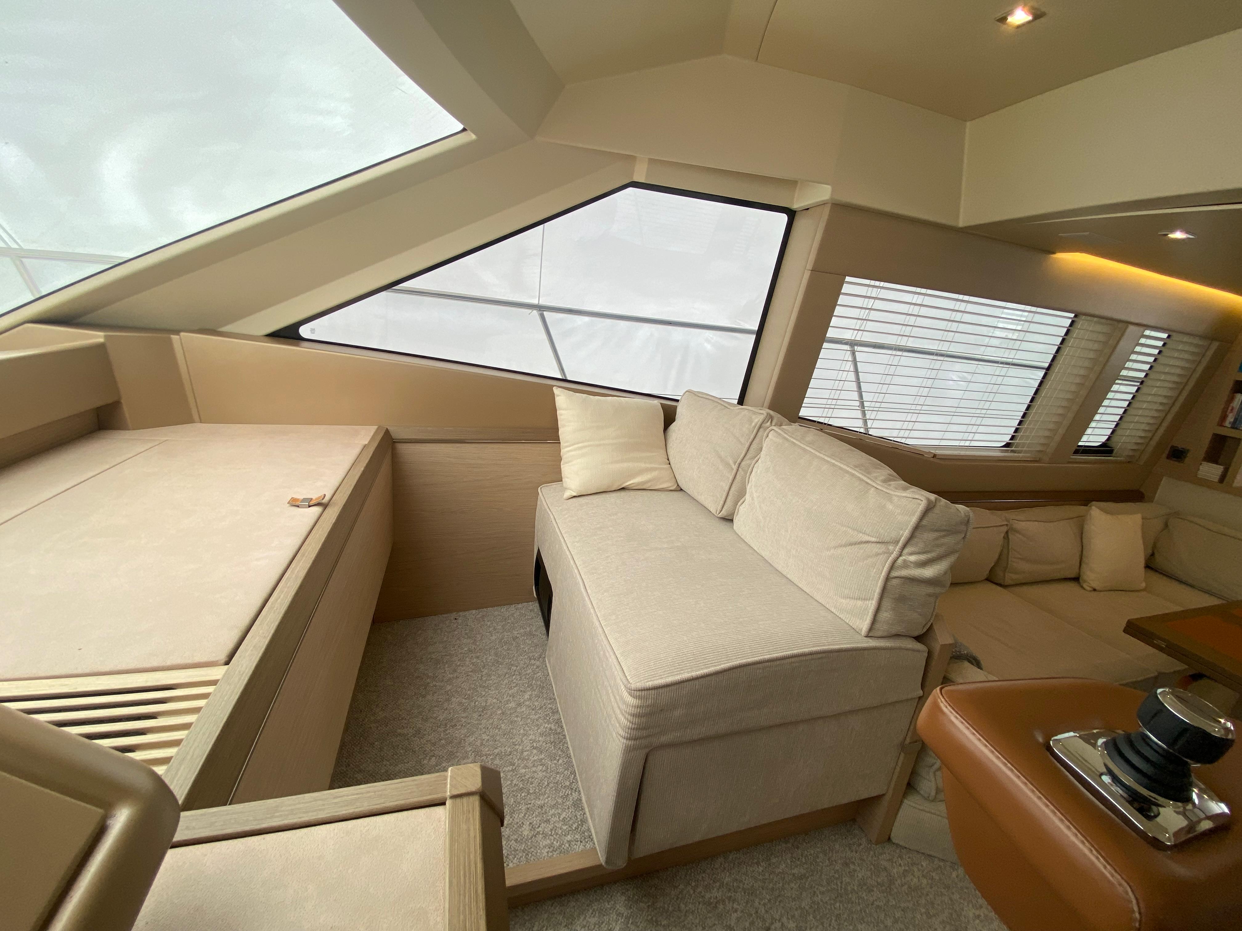 Yacht Photos Pics